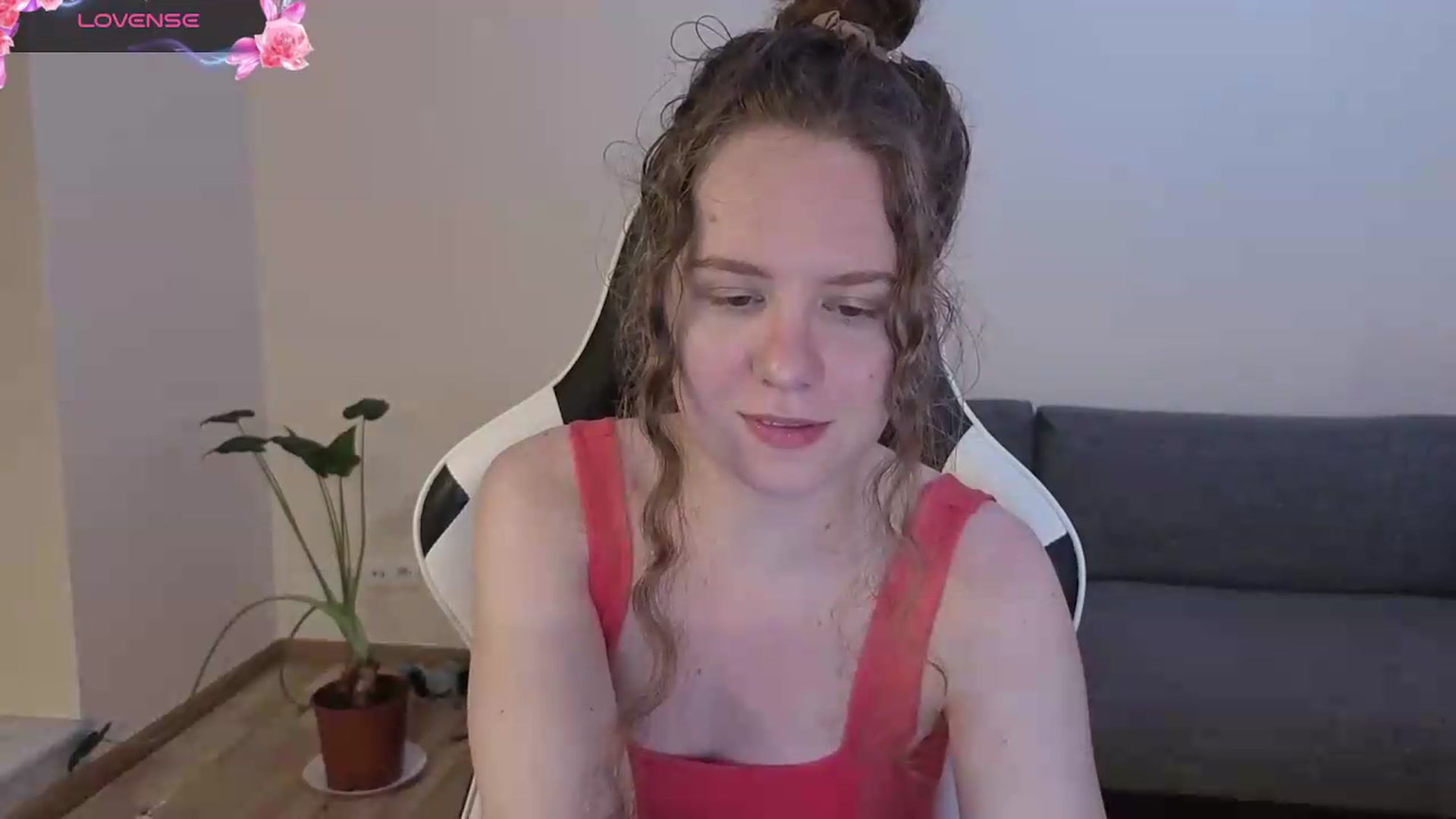 Gallery image thumbnail from BlueFlowerr's myfreecams stream on, 06/23/2026, 21:10 image 13 of 20