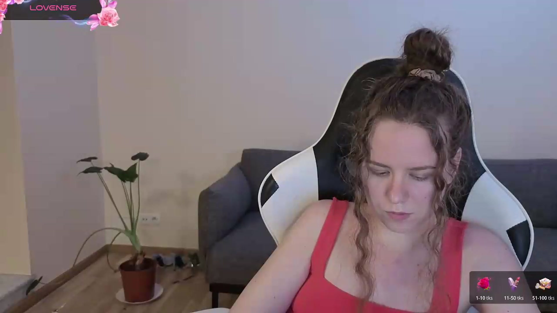 Gallery image thumbnail from BlueFlowerr's myfreecams stream on, 06/23/2026, 21:10 image 19 of 20