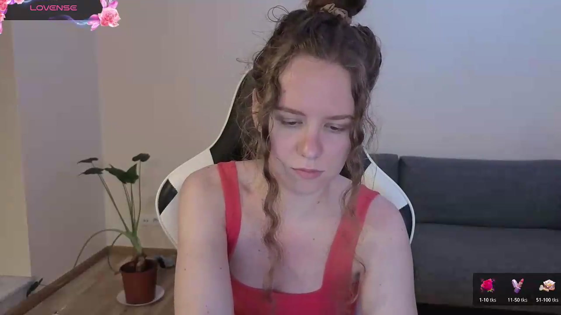 Gallery image thumbnail from BlueFlowerr's myfreecams stream on, 06/23/2026, 21:10 image 9 of 20