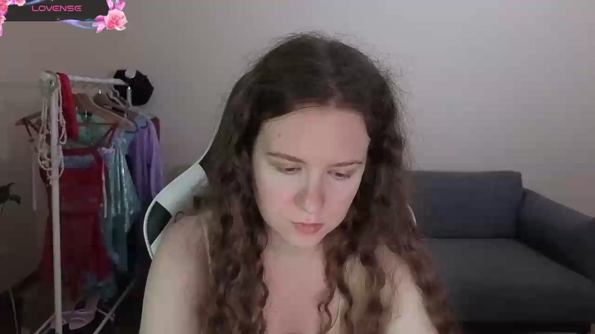 Gallery image thumbnail from BlueFlowerr's myfreecams stream on, 06/25/2026, 19:40 image 7 of 20
