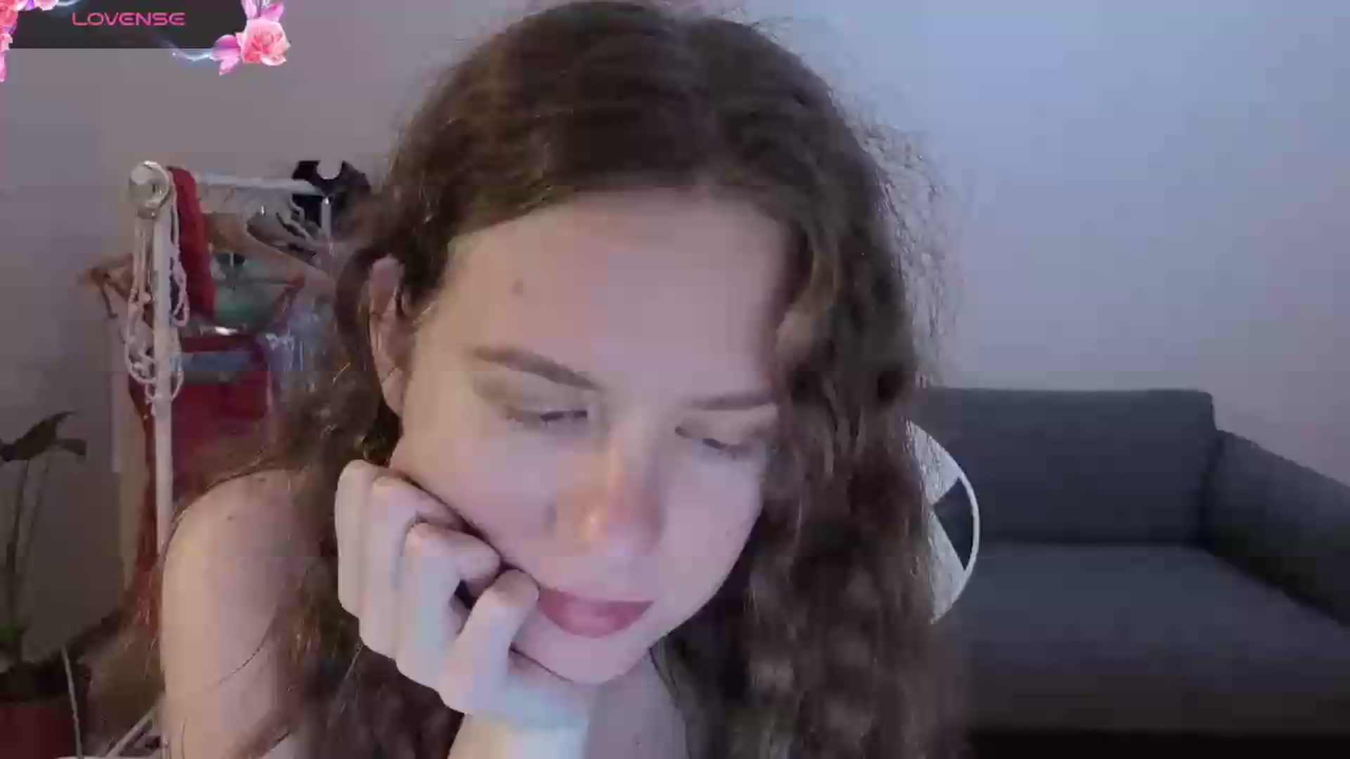 Gallery image thumbnail from BlueFlowerr's myfreecams stream on, 06/25/2026, 19:40 image 19 of 20