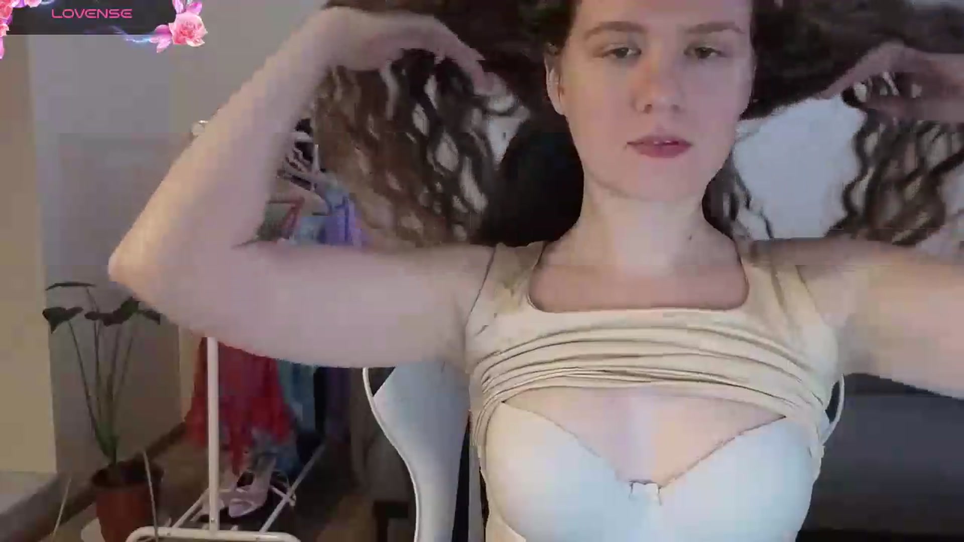 Gallery image thumbnail from BlueFlowerr's myfreecams stream on, 06/25/2026, 20:03 image 11 of 20