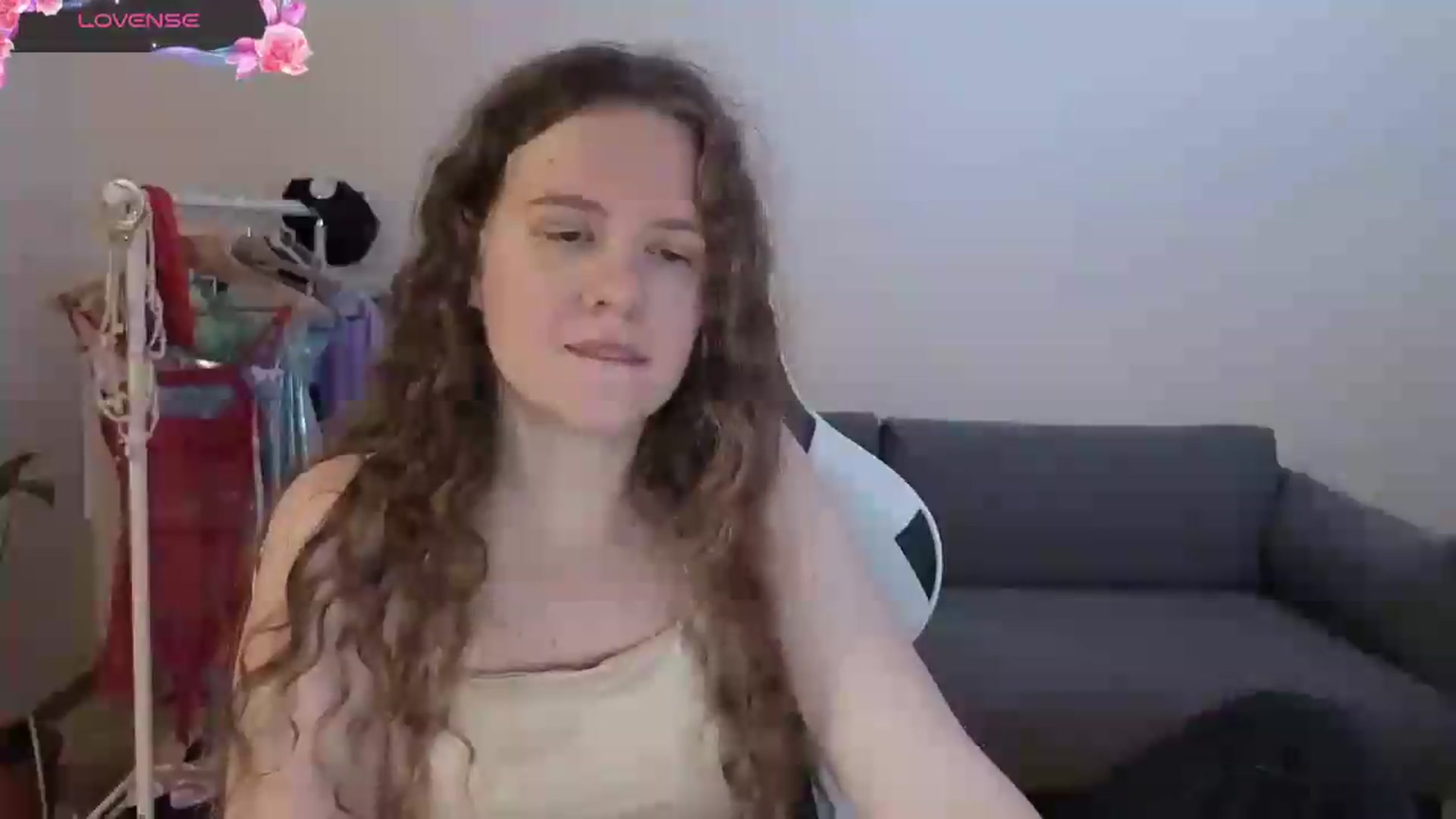 Gallery image thumbnail from BlueFlowerr's myfreecams stream on, 06/25/2026, 20:03 image 4 of 20