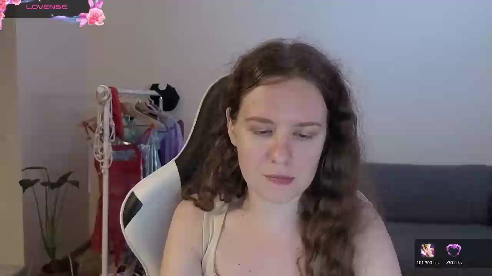 Gallery image thumbnail from BlueFlowerr's myfreecams stream on, 06/25/2026, 21:36 image 1 of 20