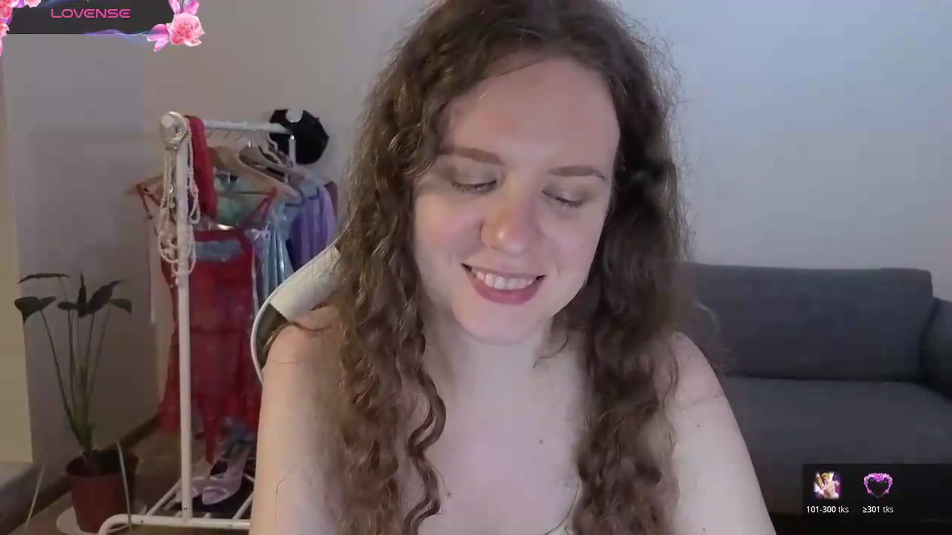Gallery image thumbnail from BlueFlowerr's myfreecams stream on, 06/25/2026, 23:08 image 17 of 20