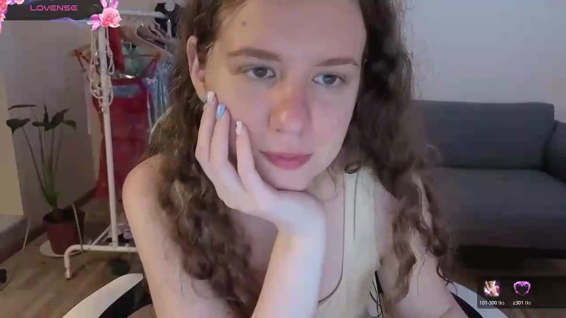 Gallery image thumbnail from BlueFlowerr's myfreecams stream on, 06/25/2026, 23:08 image 11 of 20