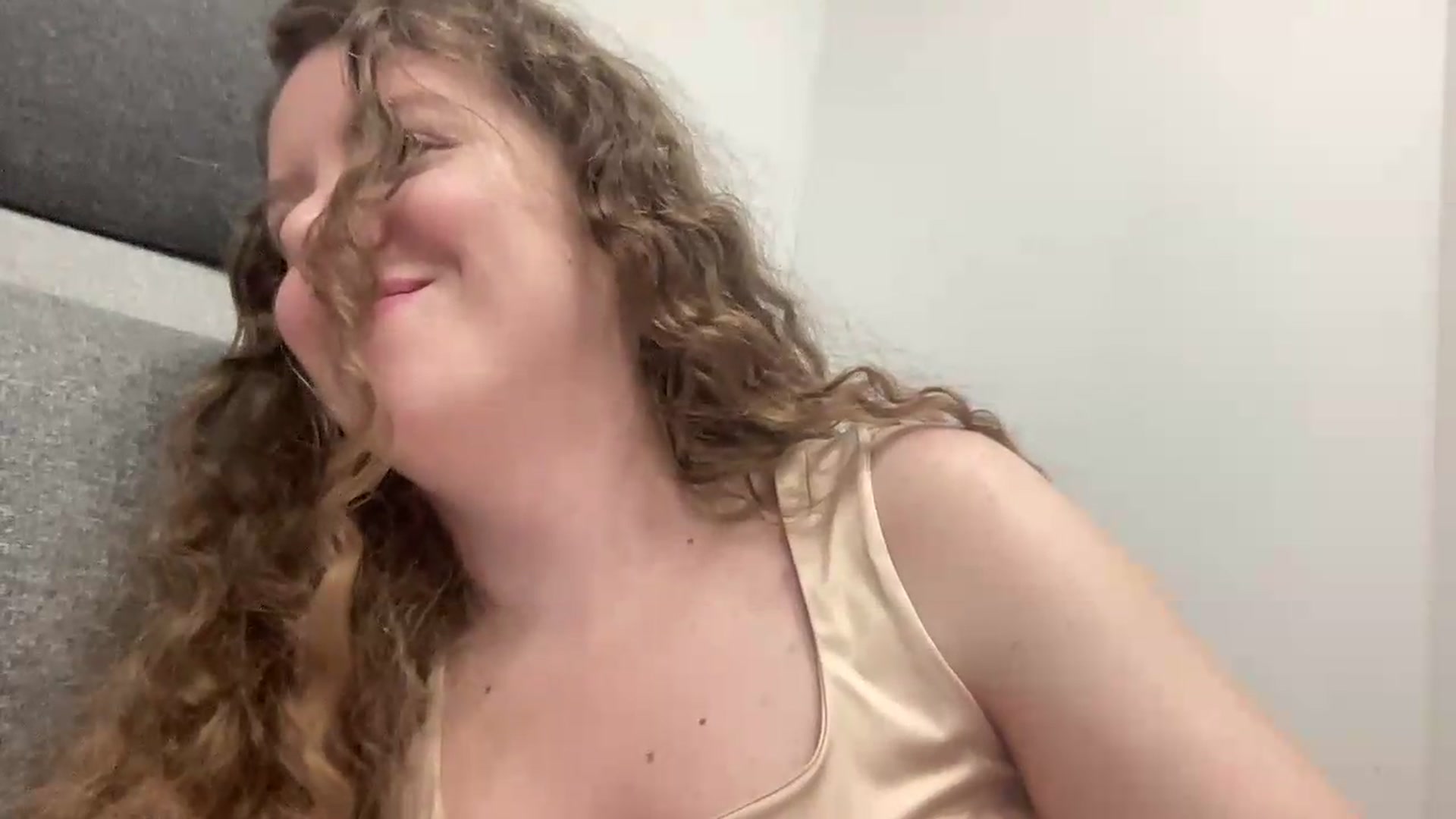 Gallery image thumbnail from BlueFlowerr's myfreecams stream on, 06/26/2026, 02:09 image 5 of 20