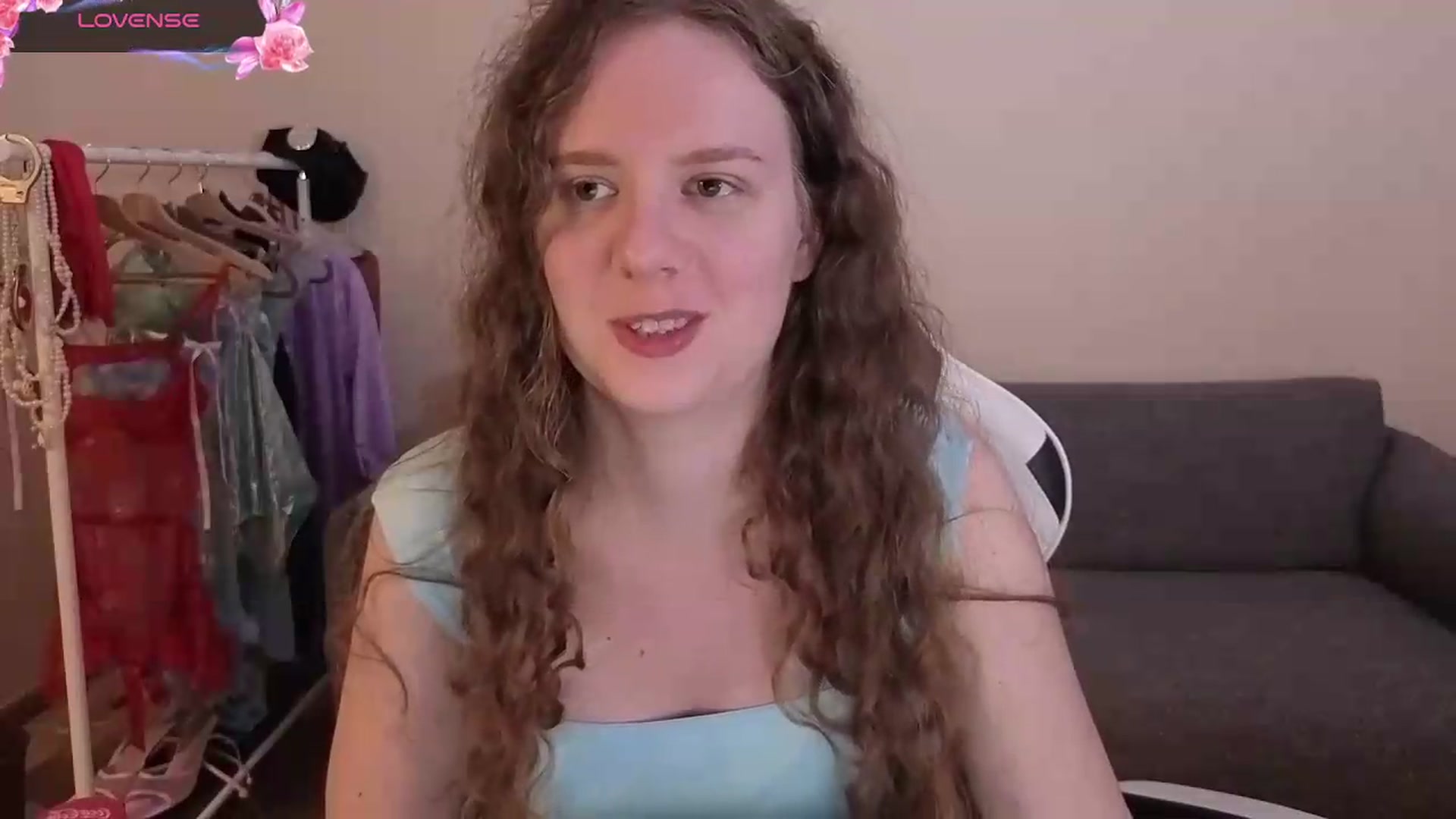 Gallery image thumbnail from BlueFlowerr's myfreecams stream on, 06/26/2026, 19:00 image 13 of 20