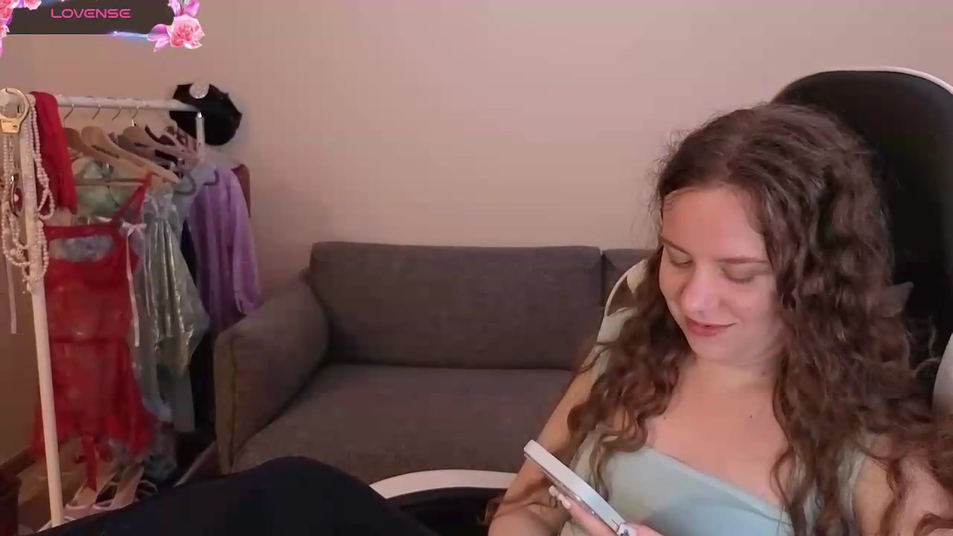 Gallery image thumbnail from BlueFlowerr's myfreecams stream on, 06/26/2026, 19:00 image 9 of 20