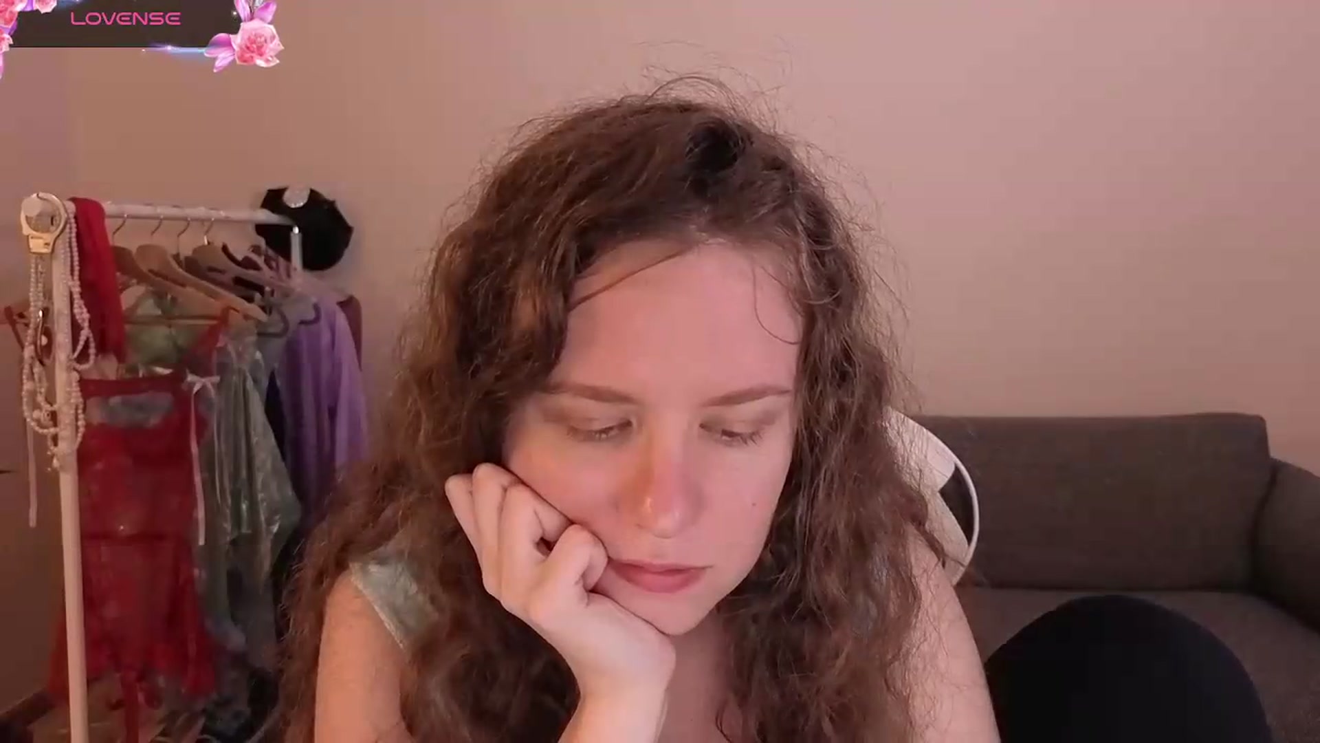 Gallery image thumbnail from BlueFlowerr's myfreecams stream on, 06/26/2026, 20:19 image 6 of 20