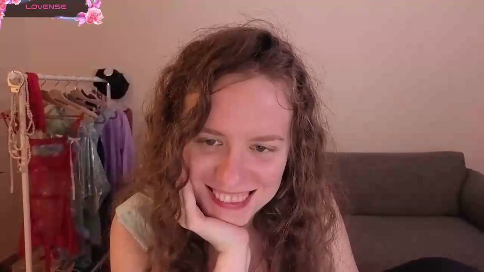 Gallery image thumbnail from BlueFlowerr's myfreecams stream on, 06/26/2026, 20:19 image 8 of 20