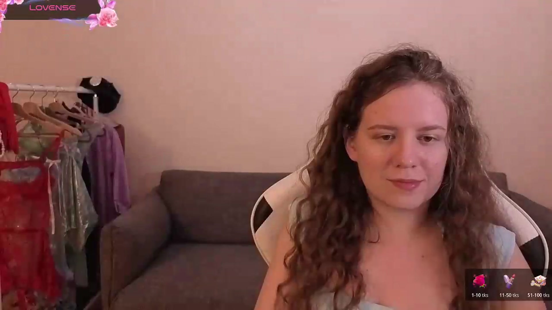 Gallery image thumbnail from BlueFlowerr's myfreecams stream on, 06/26/2026, 20:19 image 17 of 20