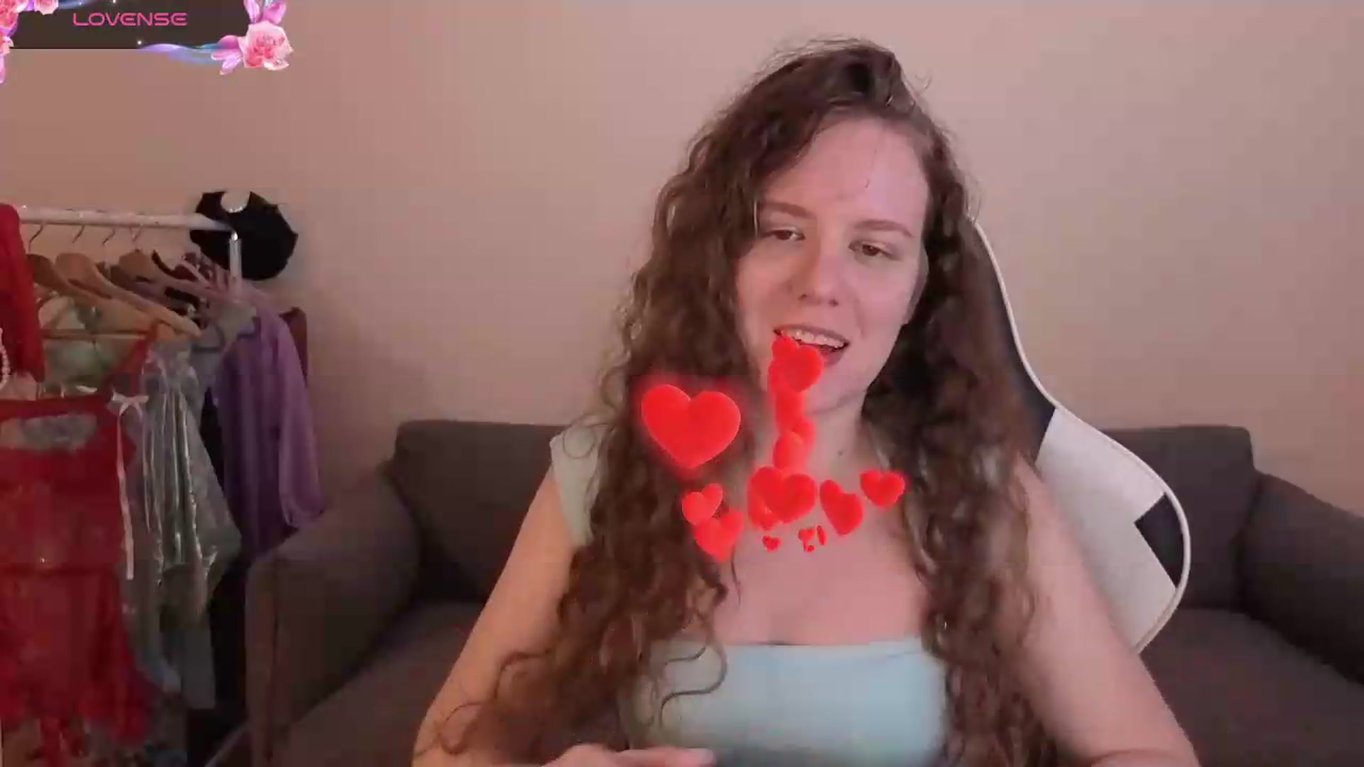 Gallery image thumbnail from BlueFlowerr's myfreecams stream on, 06/26/2026, 21:10 image 13 of 20