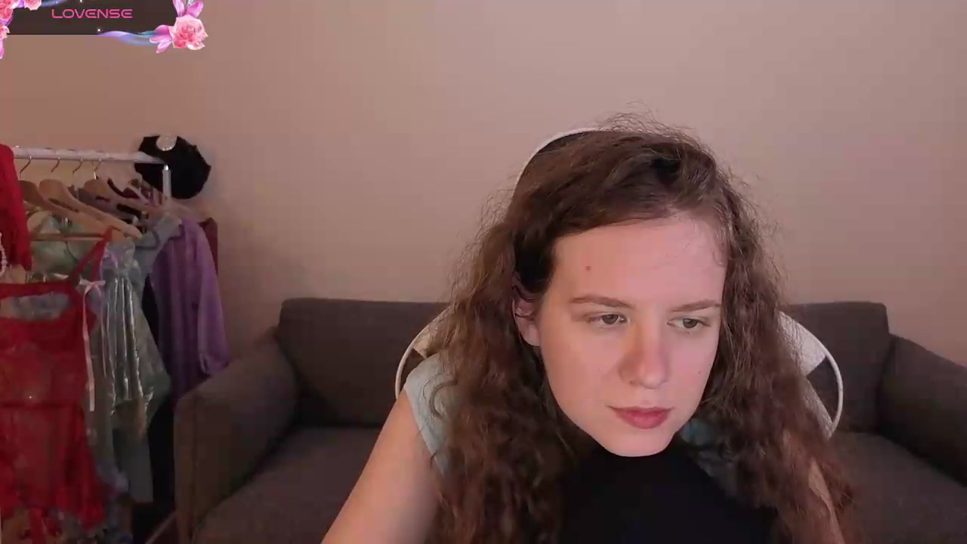 Gallery image thumbnail from BlueFlowerr's myfreecams stream on, 06/26/2026, 21:10 image 9 of 20