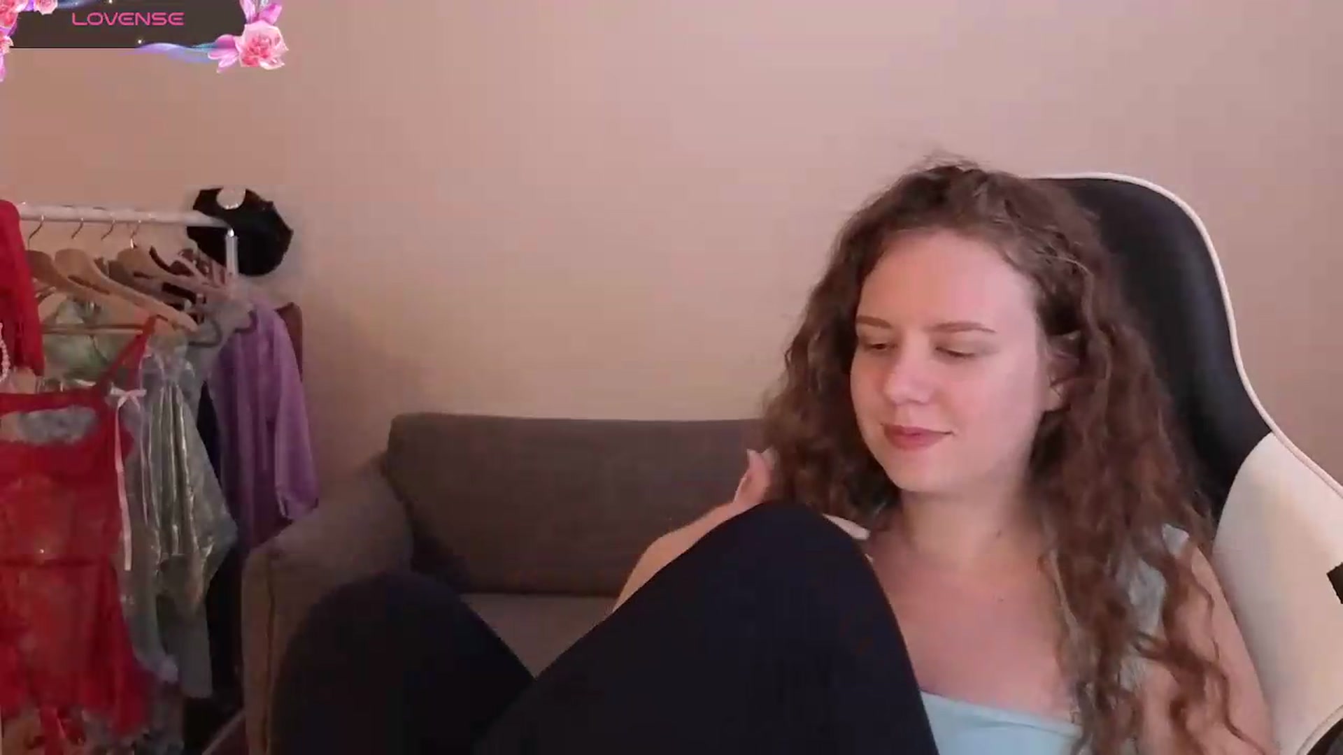Gallery image thumbnail from BlueFlowerr's myfreecams stream on, 06/26/2026, 21:10 image 10 of 20
