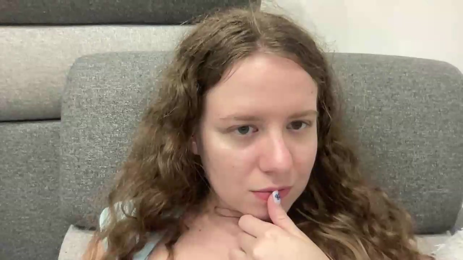 Gallery image thumbnail from BlueFlowerr's myfreecams stream on, 06/27/2026, 24:01 image 18 of 20