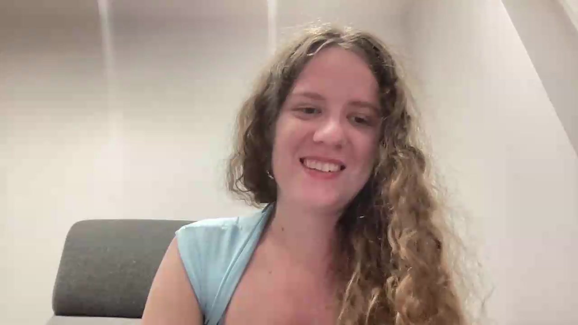 Gallery image thumbnail from BlueFlowerr's myfreecams stream on, 06/27/2026, 24:01 image 5 of 20