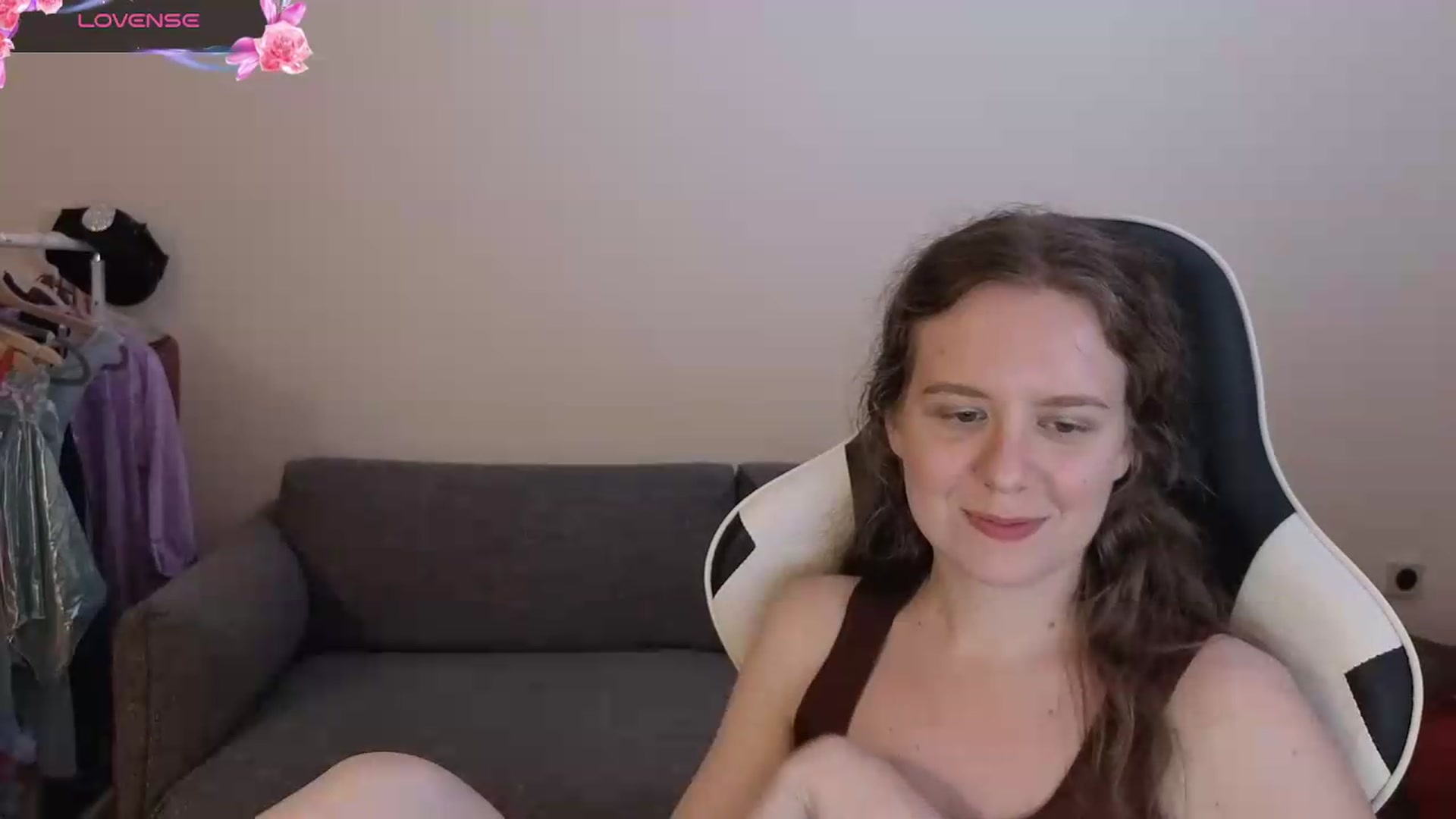 Gallery image thumbnail from BlueFlowerr's myfreecams stream on, 06/27/2026, 20:34 image 18 of 20