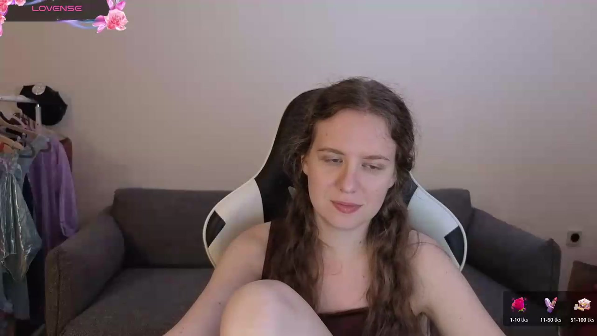 Gallery image thumbnail from BlueFlowerr's myfreecams stream on, 06/27/2026, 20:34 image 2 of 20