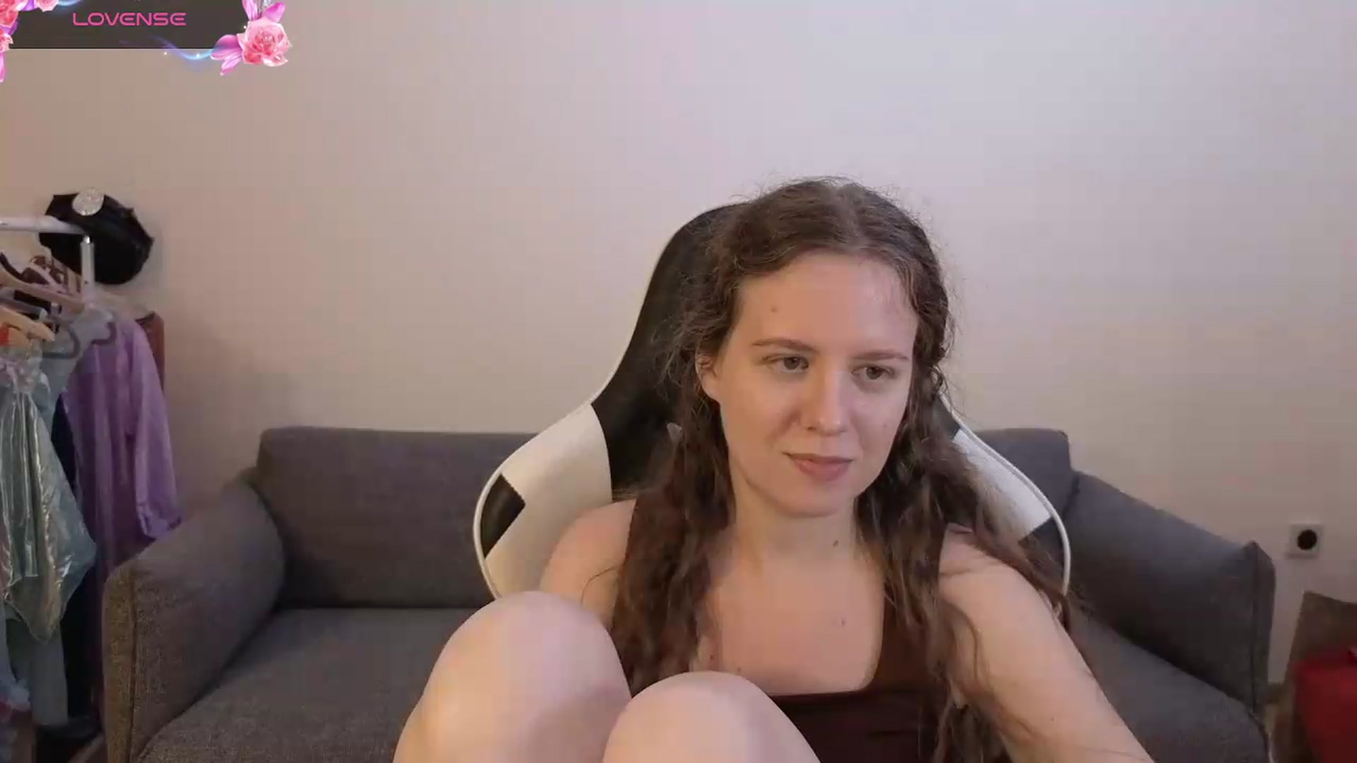 Gallery image thumbnail from BlueFlowerr's myfreecams stream on, 06/27/2026, 20:34 image 3 of 20