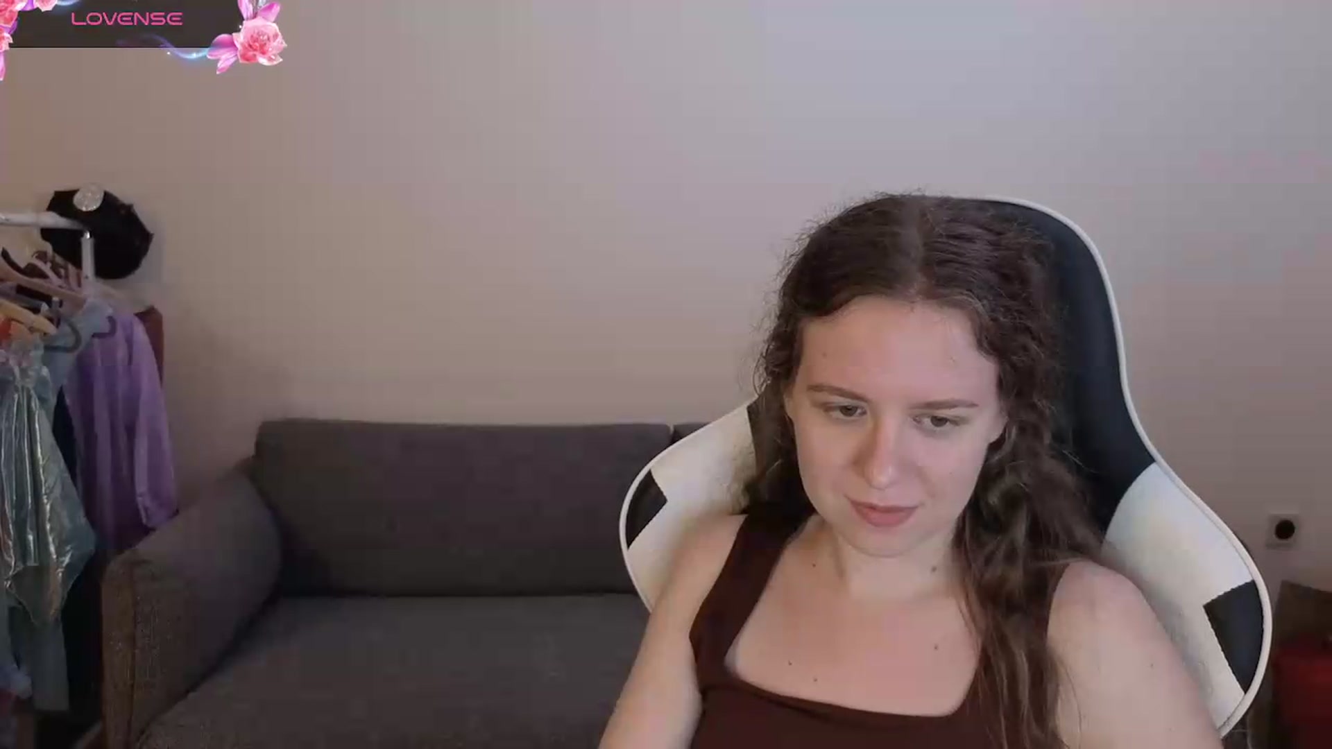 Gallery image thumbnail from BlueFlowerr's myfreecams stream on, 06/27/2026, 20:34 image 15 of 20