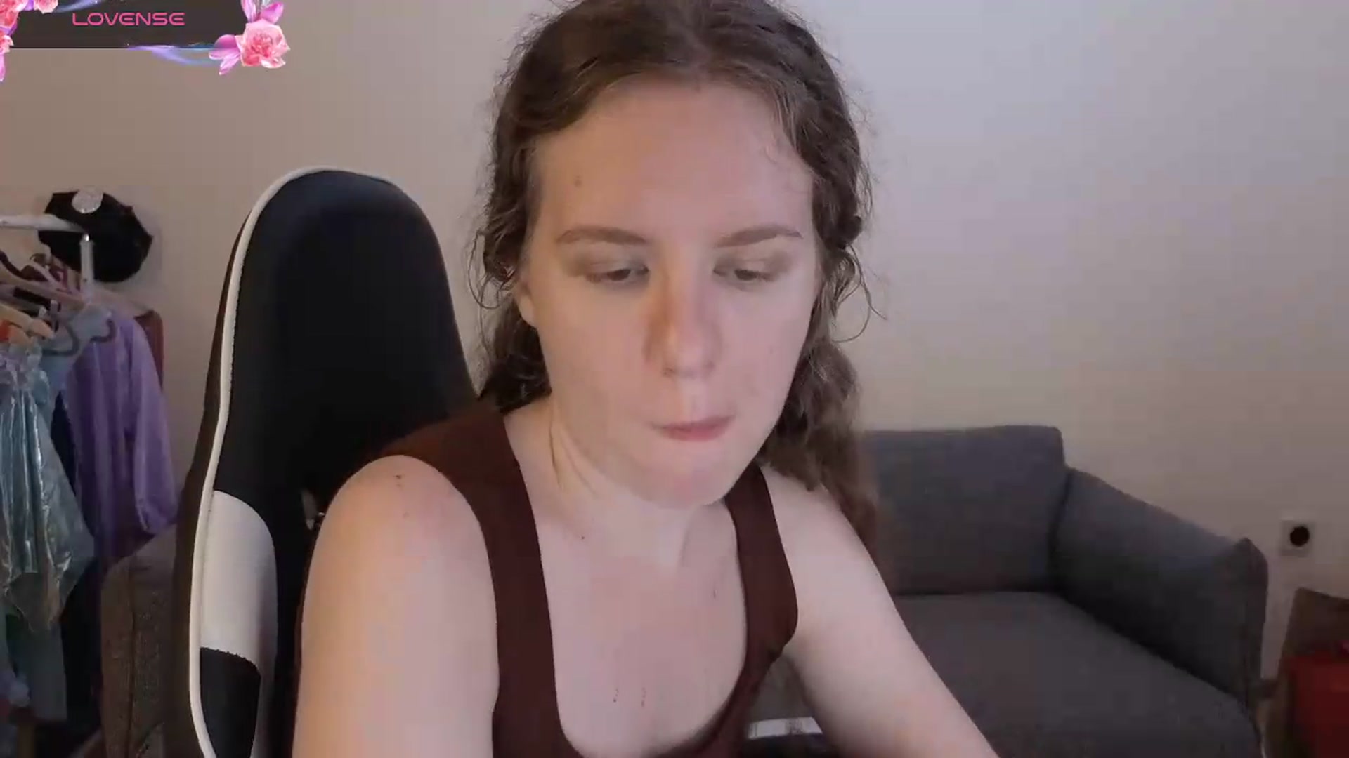 Gallery image thumbnail from BlueFlowerr's myfreecams stream on, 06/27/2026, 20:34 image 4 of 20