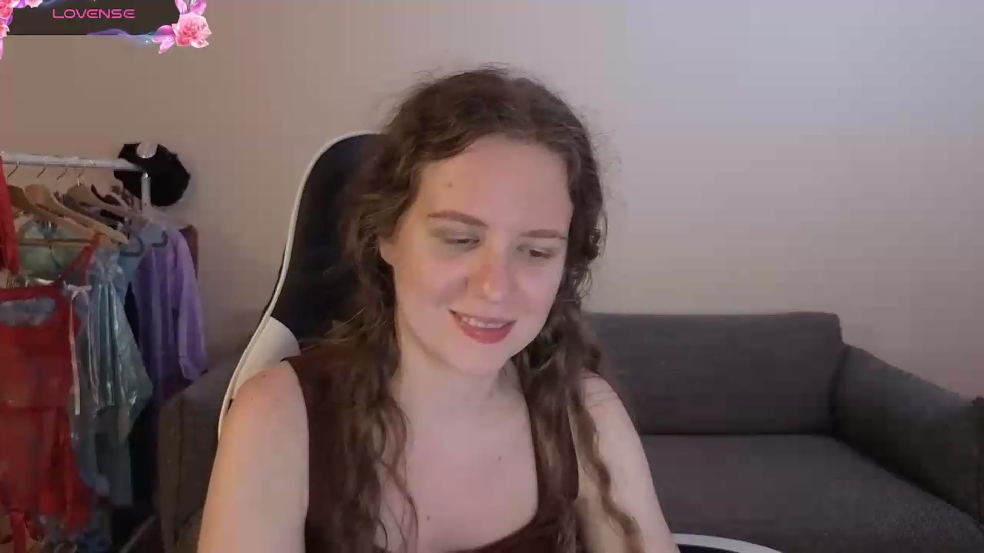 Gallery image thumbnail from BlueFlowerr's myfreecams stream on, 06/27/2026, 21:29 image 10 of 20