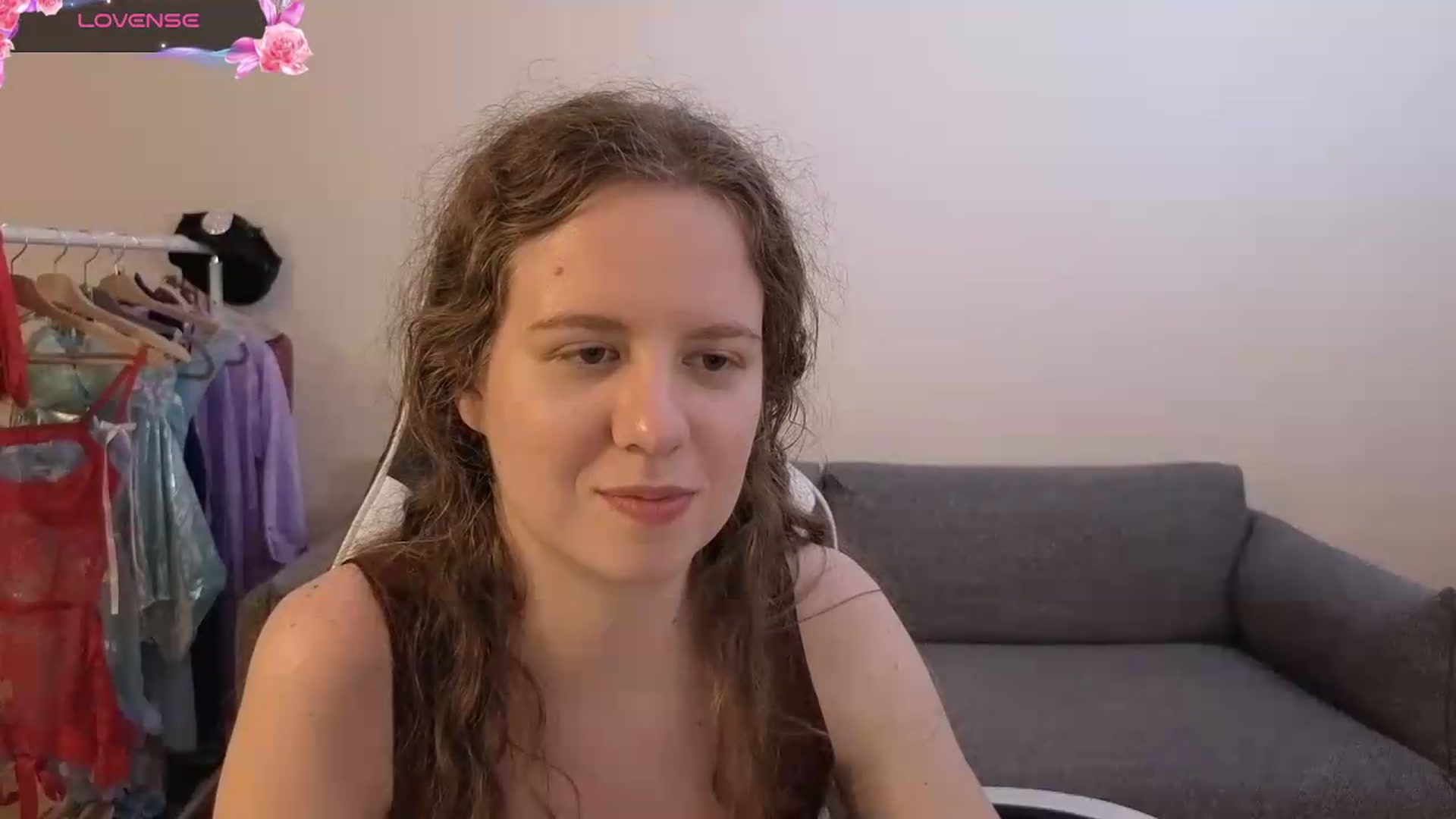 Gallery image thumbnail from BlueFlowerr's myfreecams stream on, 06/27/2026, 21:29 image 19 of 20