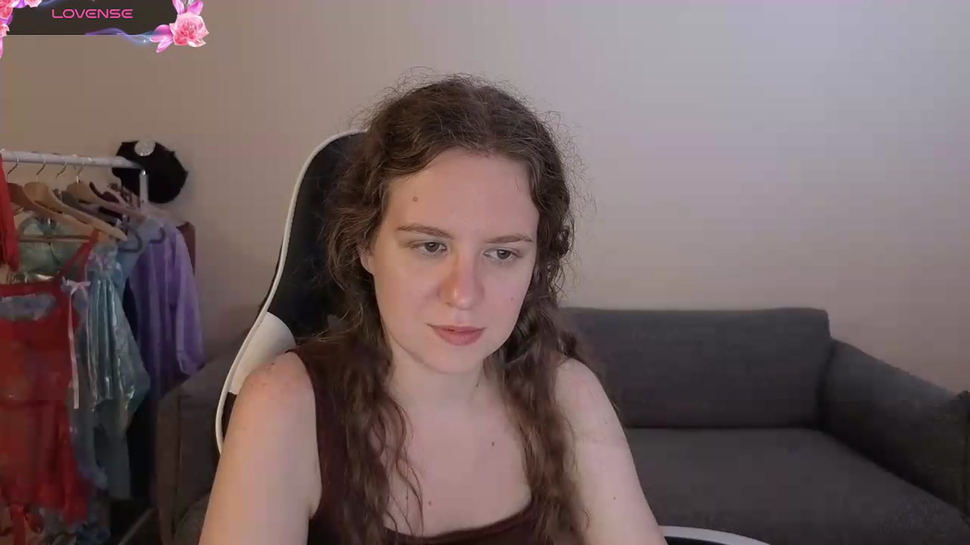 Gallery image thumbnail from BlueFlowerr's myfreecams stream on, 06/27/2026, 21:29 image 16 of 20