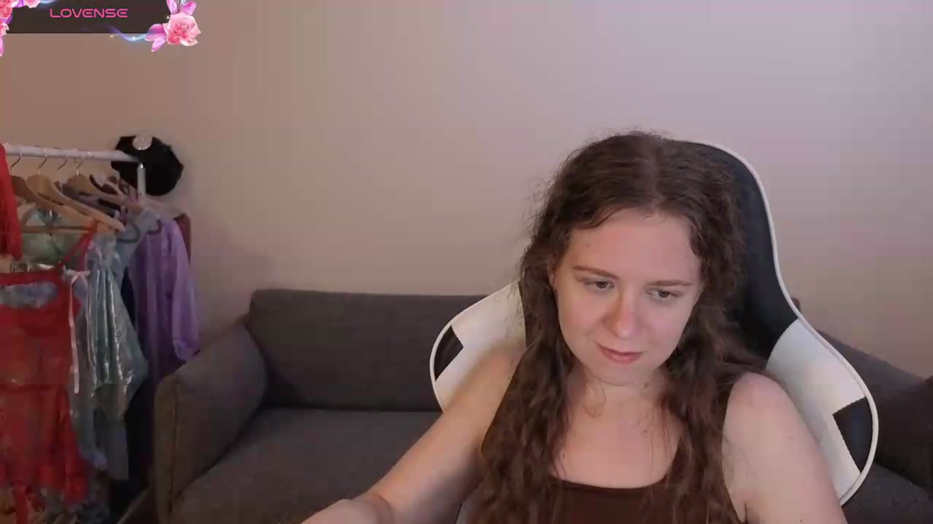 Gallery image thumbnail from BlueFlowerr's myfreecams stream on, 06/27/2026, 23:04 image 19 of 20