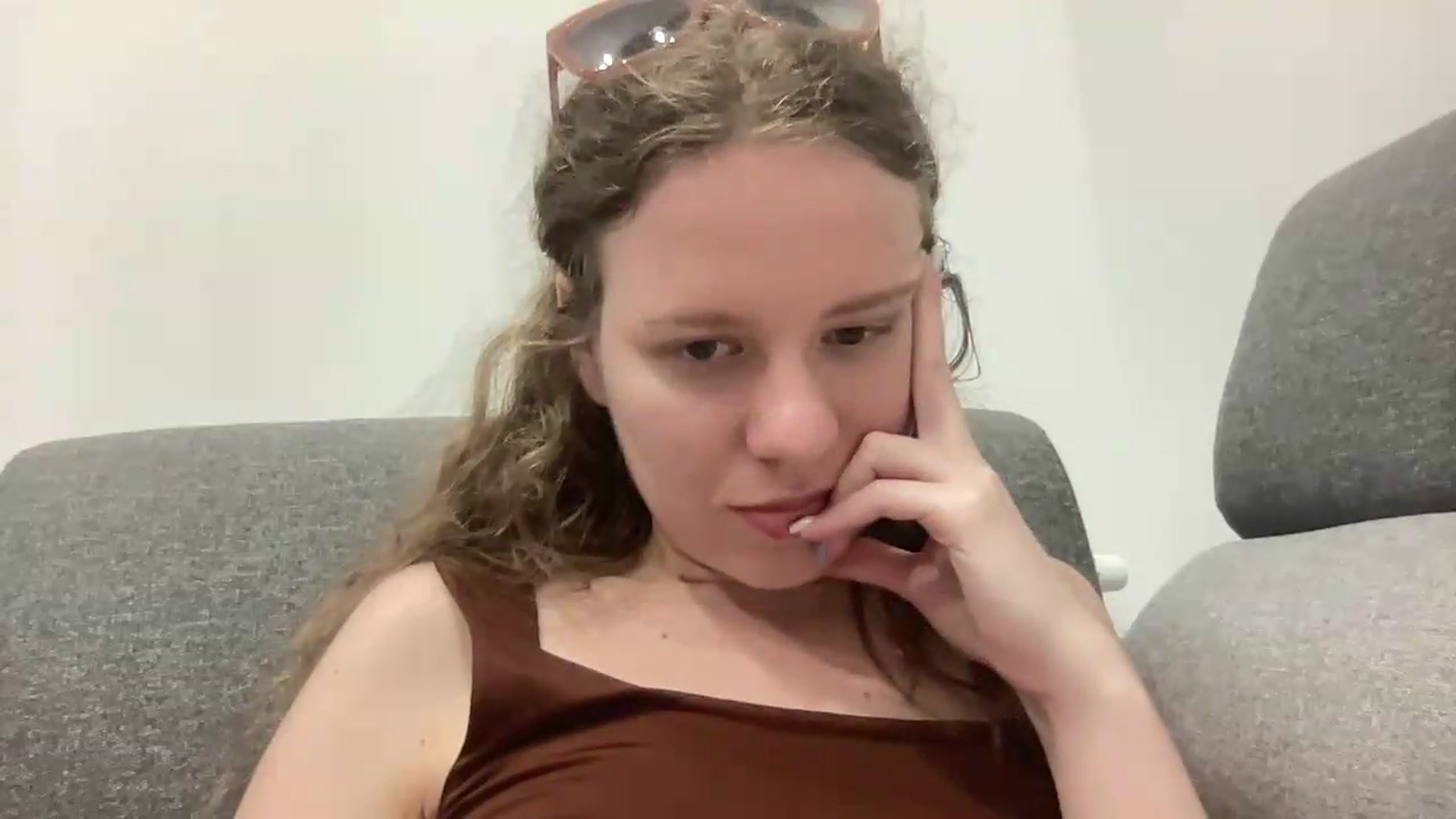 Gallery image thumbnail from BlueFlowerr's myfreecams stream on, 06/28/2026, 01:29 image 15 of 20