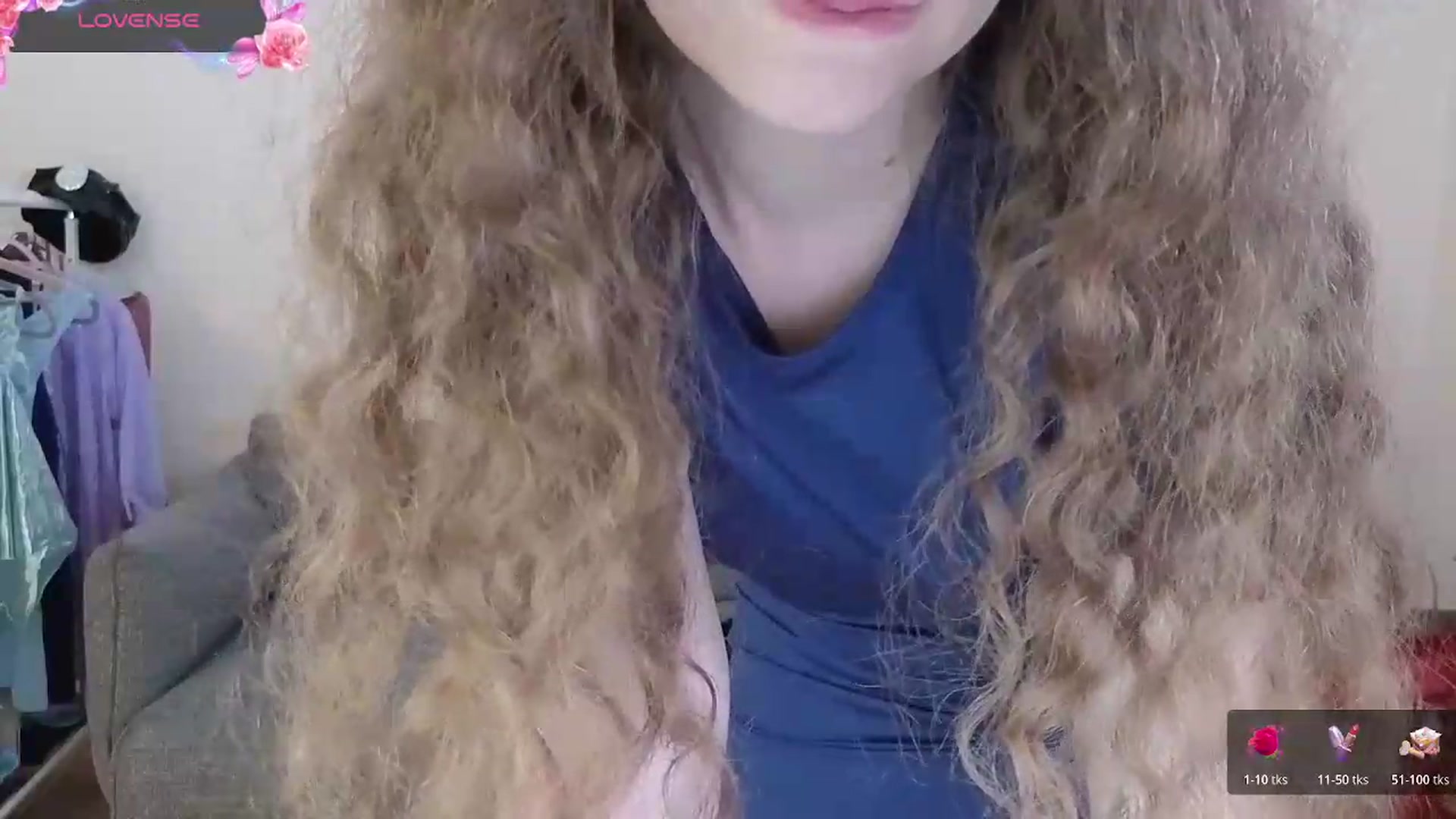 Gallery image thumbnail from BlueFlowerr's myfreecams stream on, 06/28/2026, 17:00 image 4 of 20