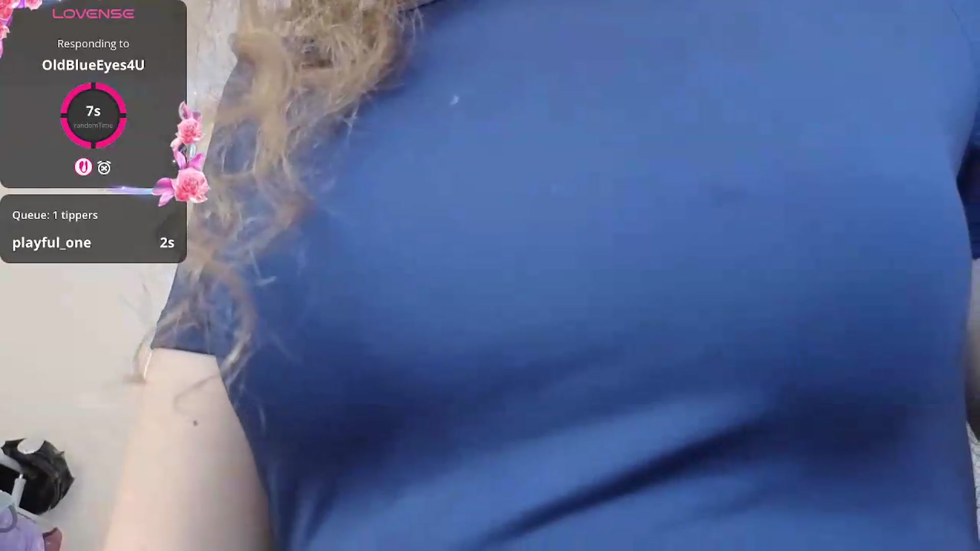 Gallery image thumbnail from BlueFlowerr's myfreecams stream on, 06/28/2026, 17:00 image 2 of 20