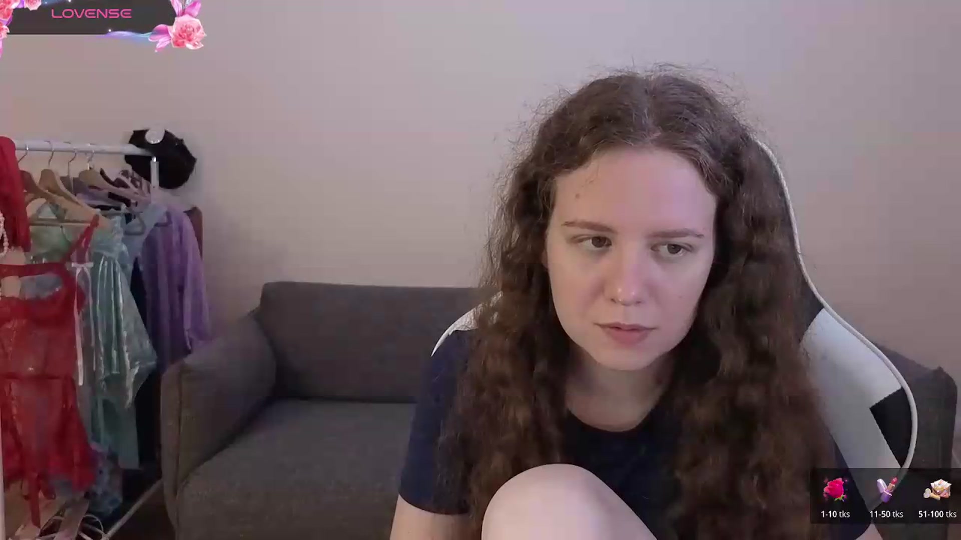 Gallery image thumbnail from BlueFlowerr's myfreecams stream on, 06/28/2026, 18:18 image 8 of 20