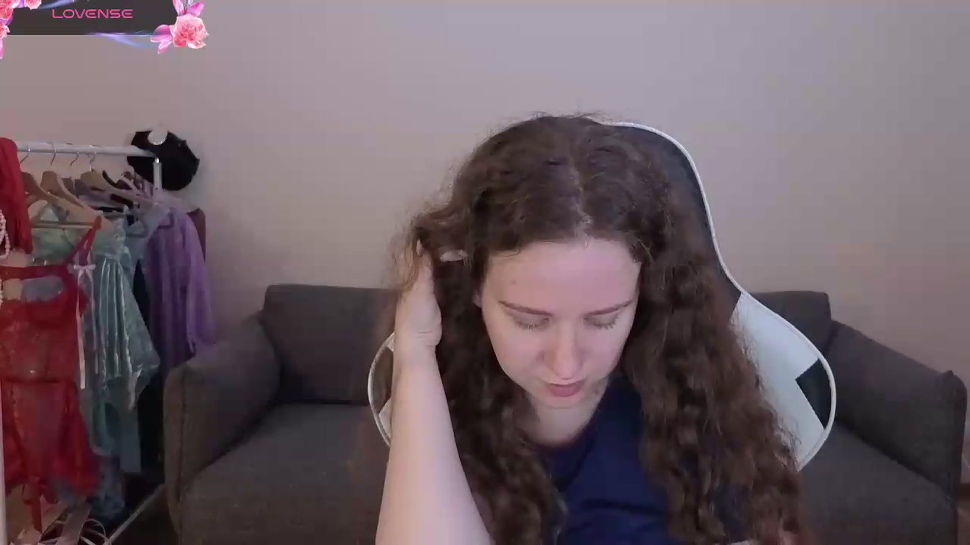 Gallery image thumbnail from BlueFlowerr's myfreecams stream on, 06/28/2026, 18:18 image 13 of 20