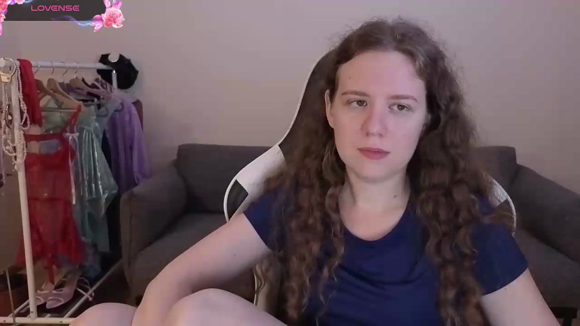 Gallery image thumbnail from BlueFlowerr's myfreecams stream on, 06/28/2026, 19:27 image 19 of 20