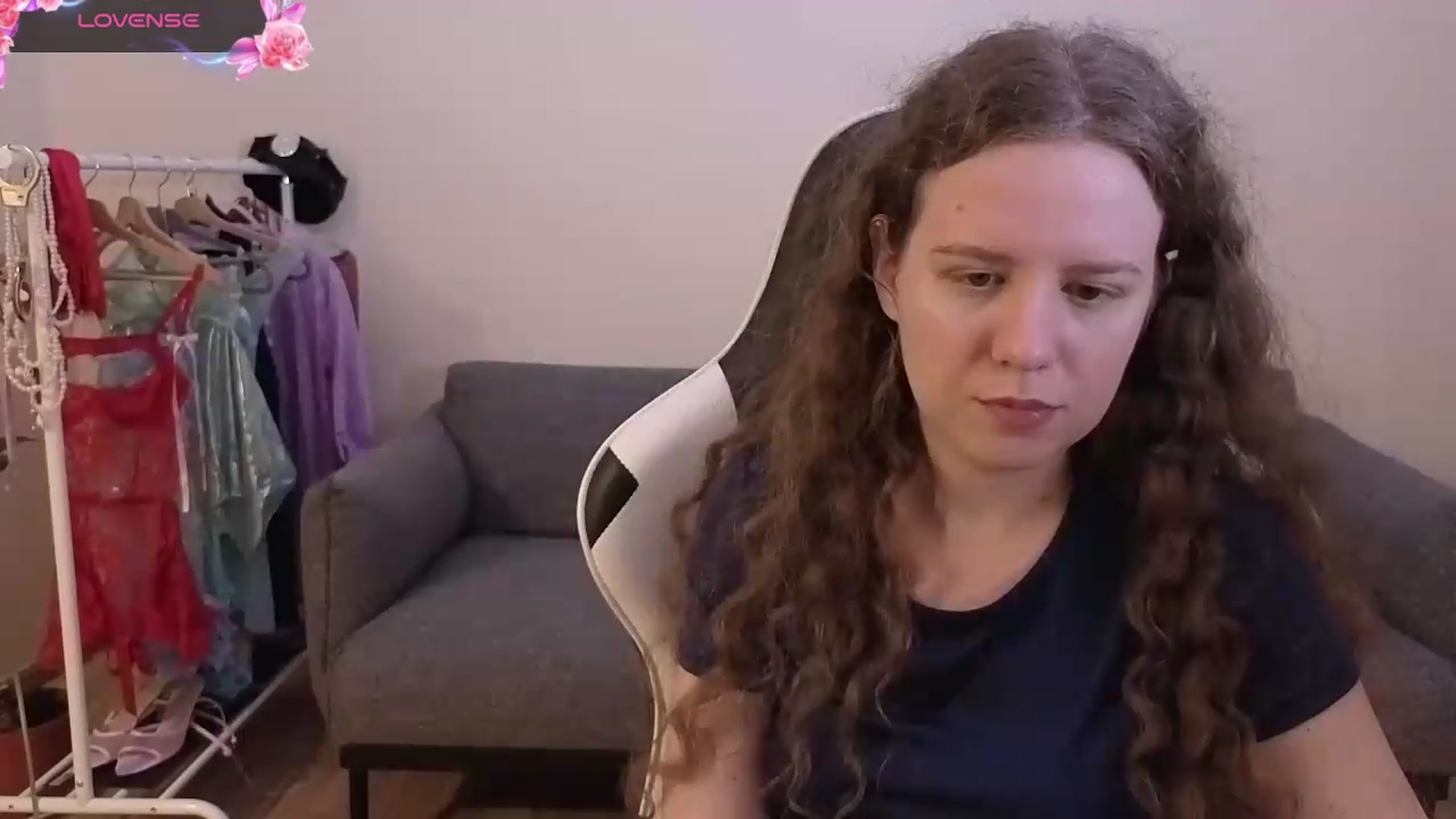 Gallery image thumbnail from BlueFlowerr's myfreecams stream on, 06/28/2026, 19:27 image 2 of 20