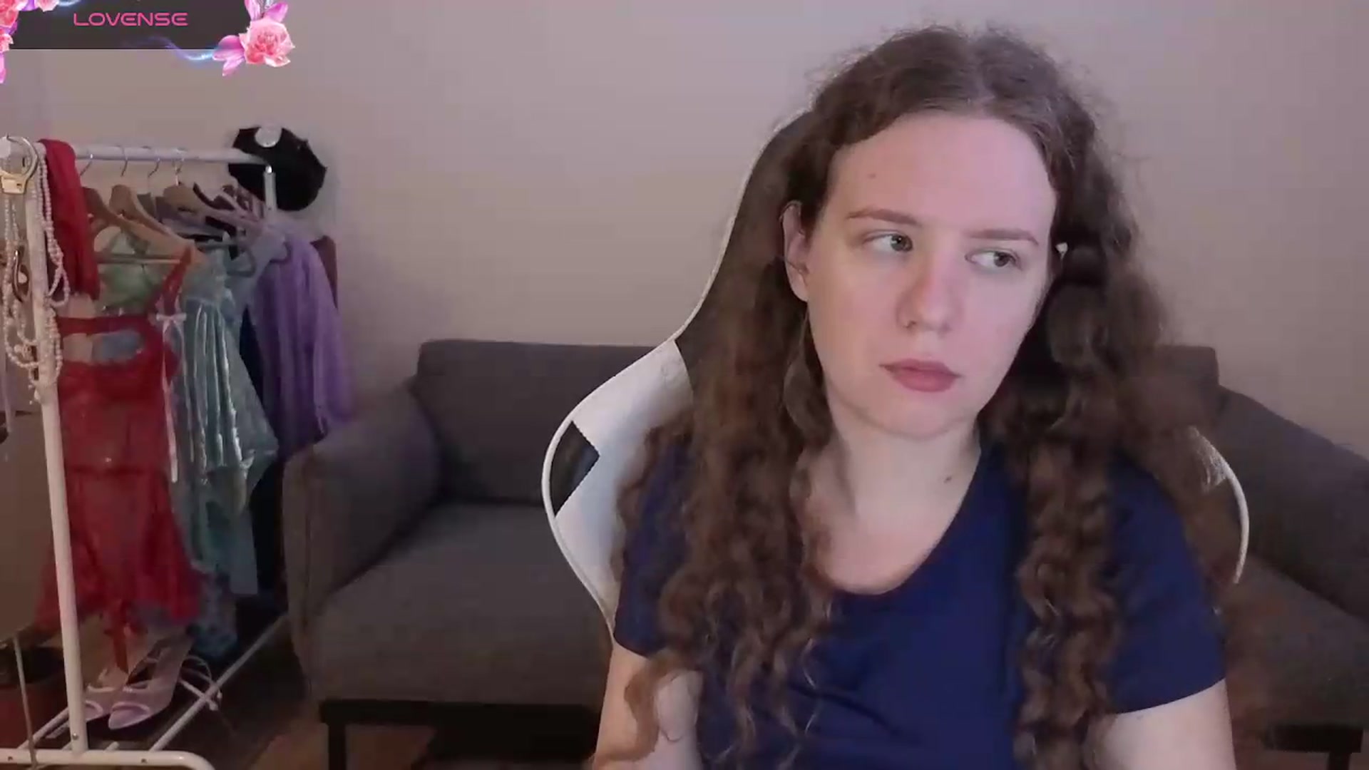 Gallery image thumbnail from BlueFlowerr's myfreecams stream on, 06/28/2026, 19:27 image 3 of 20