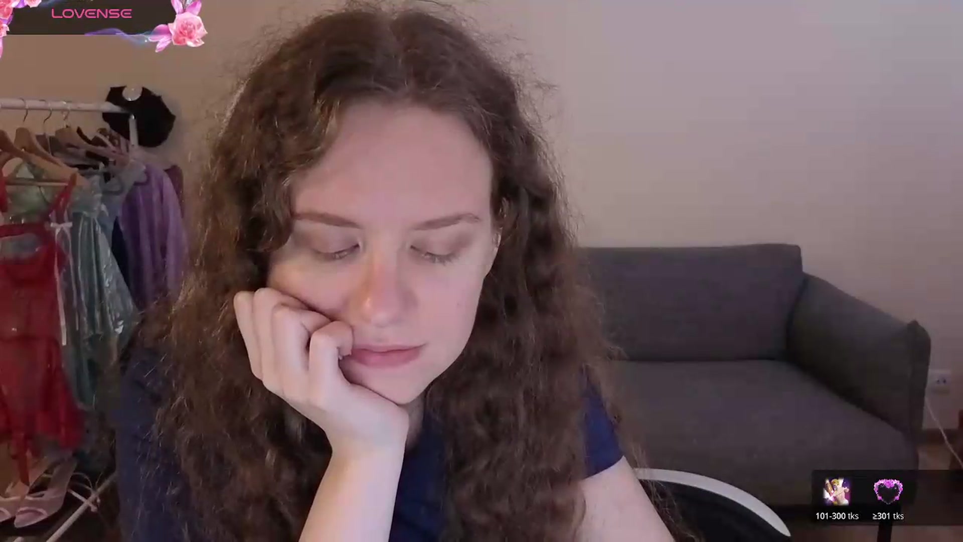 Gallery image thumbnail from BlueFlowerr's myfreecams stream on, 06/28/2026, 21:00 image 19 of 20