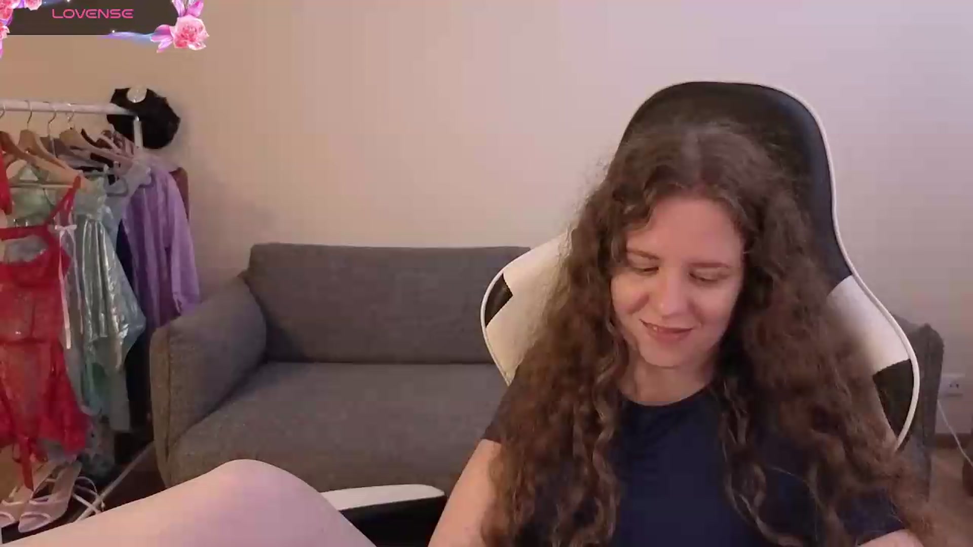 Gallery image thumbnail from BlueFlowerr's myfreecams stream on, 06/28/2026, 21:00 image 12 of 20