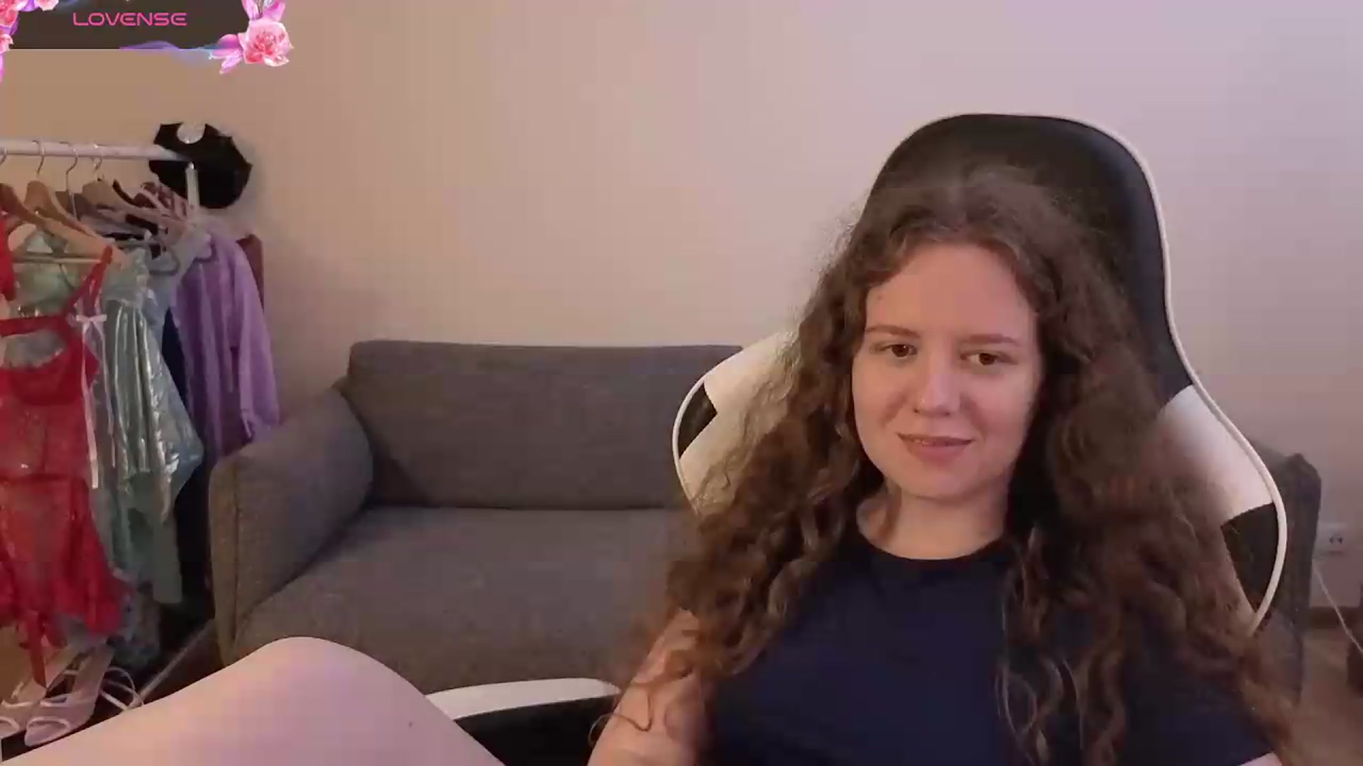 Gallery image thumbnail from BlueFlowerr's myfreecams stream on, 06/28/2026, 21:00 image 15 of 20