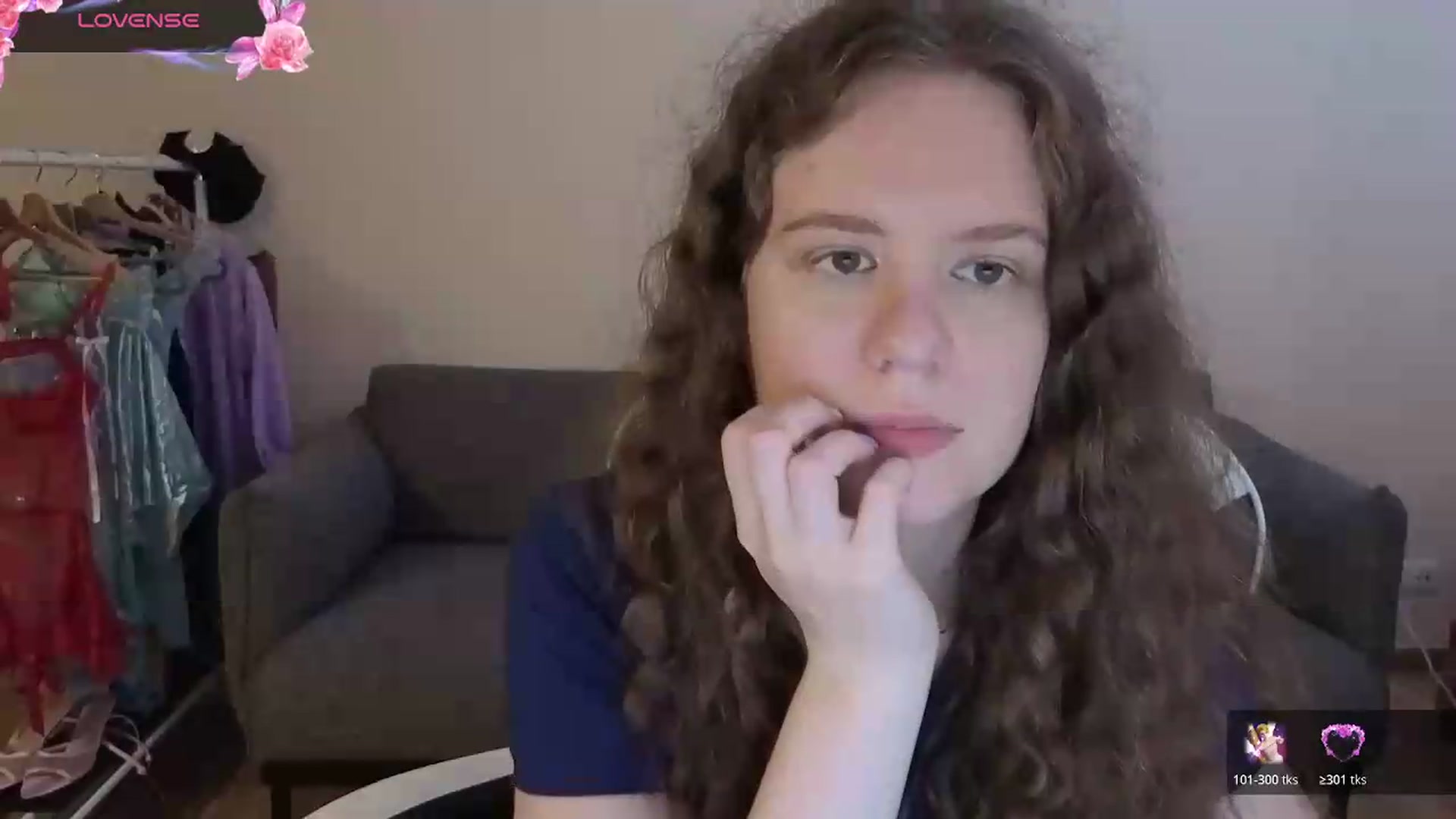 Gallery image thumbnail from BlueFlowerr's myfreecams stream on, 06/28/2026, 22:09 image 3 of 20