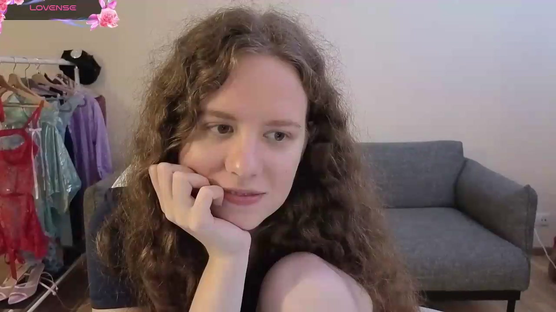 Gallery image thumbnail from BlueFlowerr's myfreecams stream on, 06/28/2026, 22:09 image 14 of 20