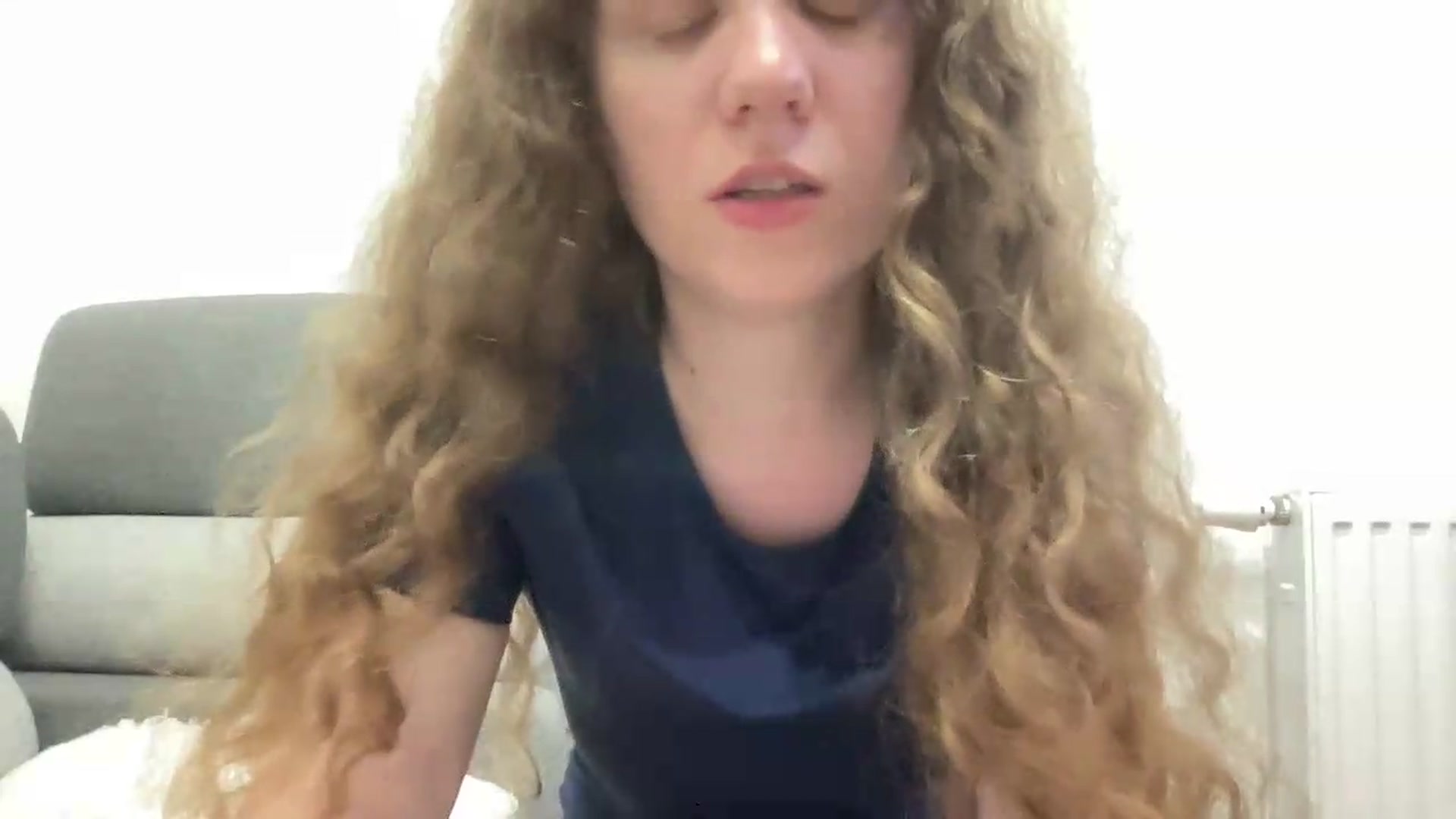 Gallery image thumbnail from BlueFlowerr's myfreecams stream on, 06/29/2026, 24:00 image 12 of 20