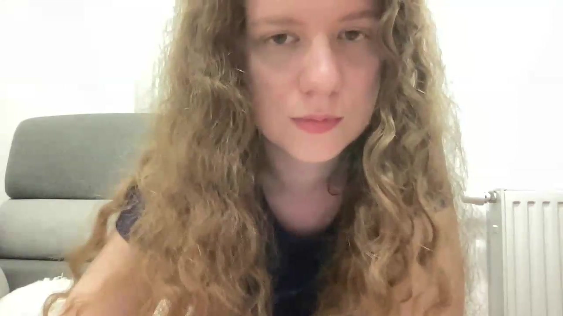 Gallery image thumbnail from BlueFlowerr's myfreecams stream on, 06/29/2026, 24:00 image 17 of 20
