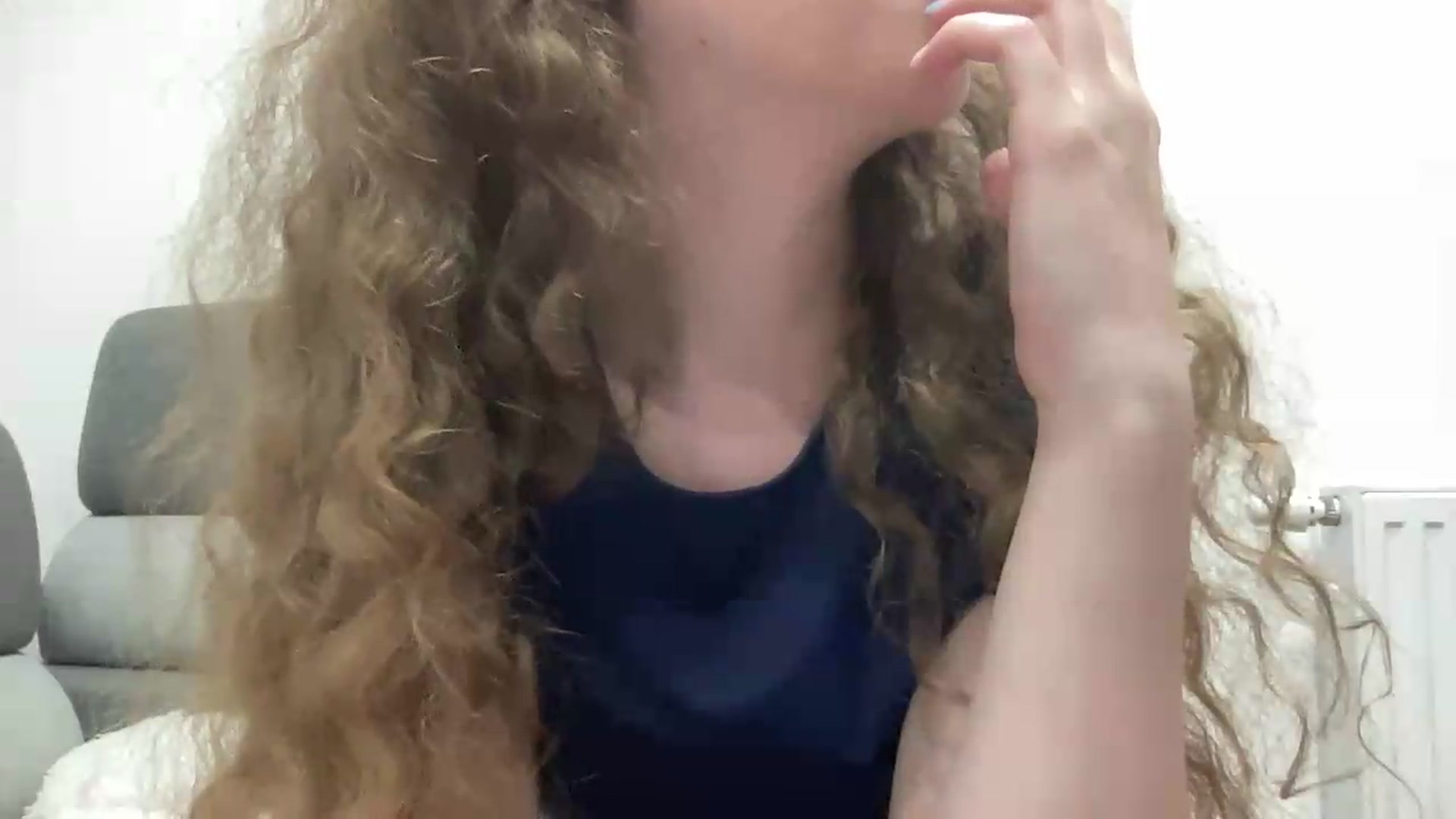 Gallery image thumbnail from BlueFlowerr's myfreecams stream on, 06/29/2026, 24:00 image 4 of 20
