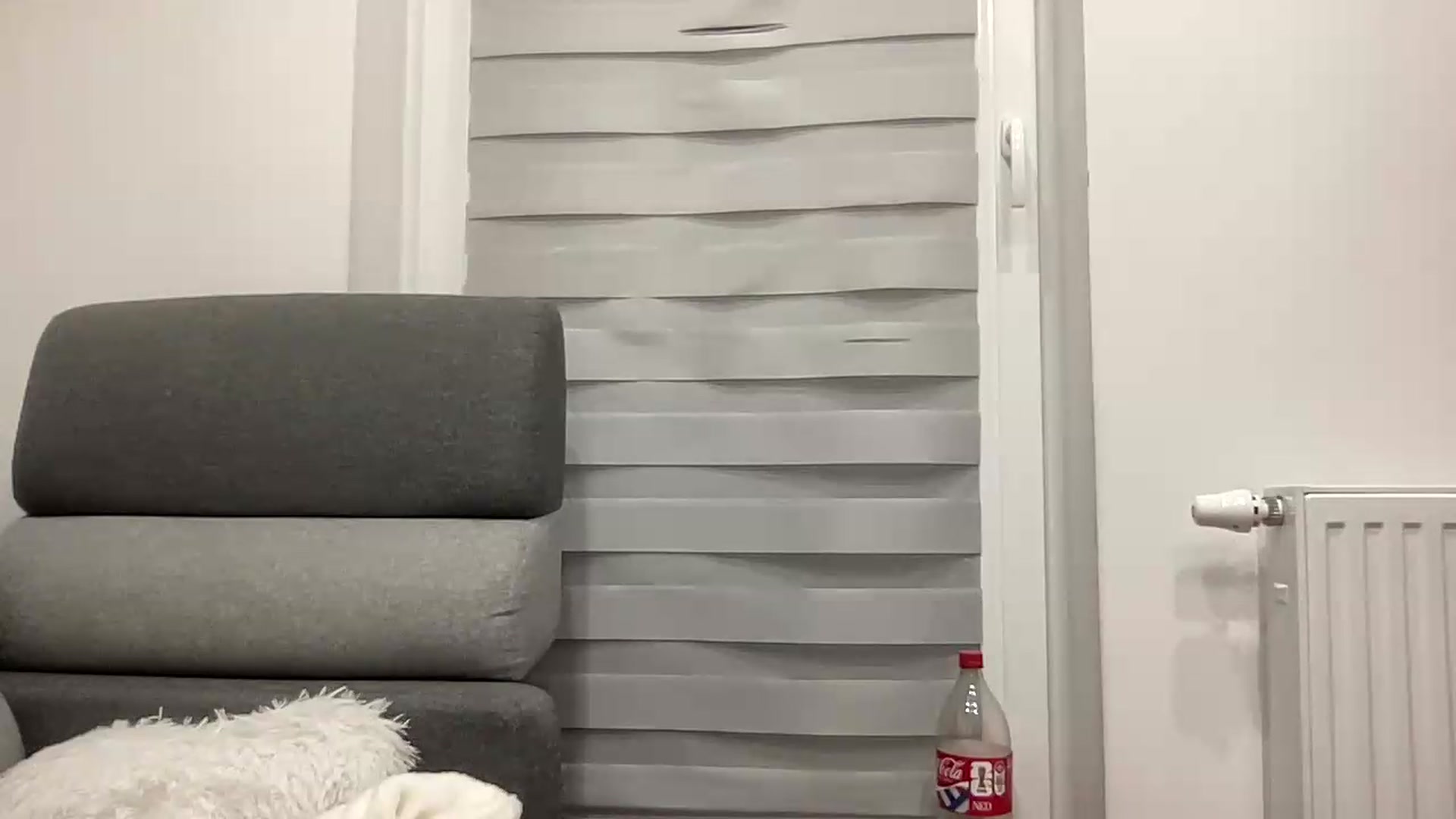 Gallery image thumbnail from BlueFlowerr's myfreecams stream on, 06/29/2026, 24:00 image 19 of 20