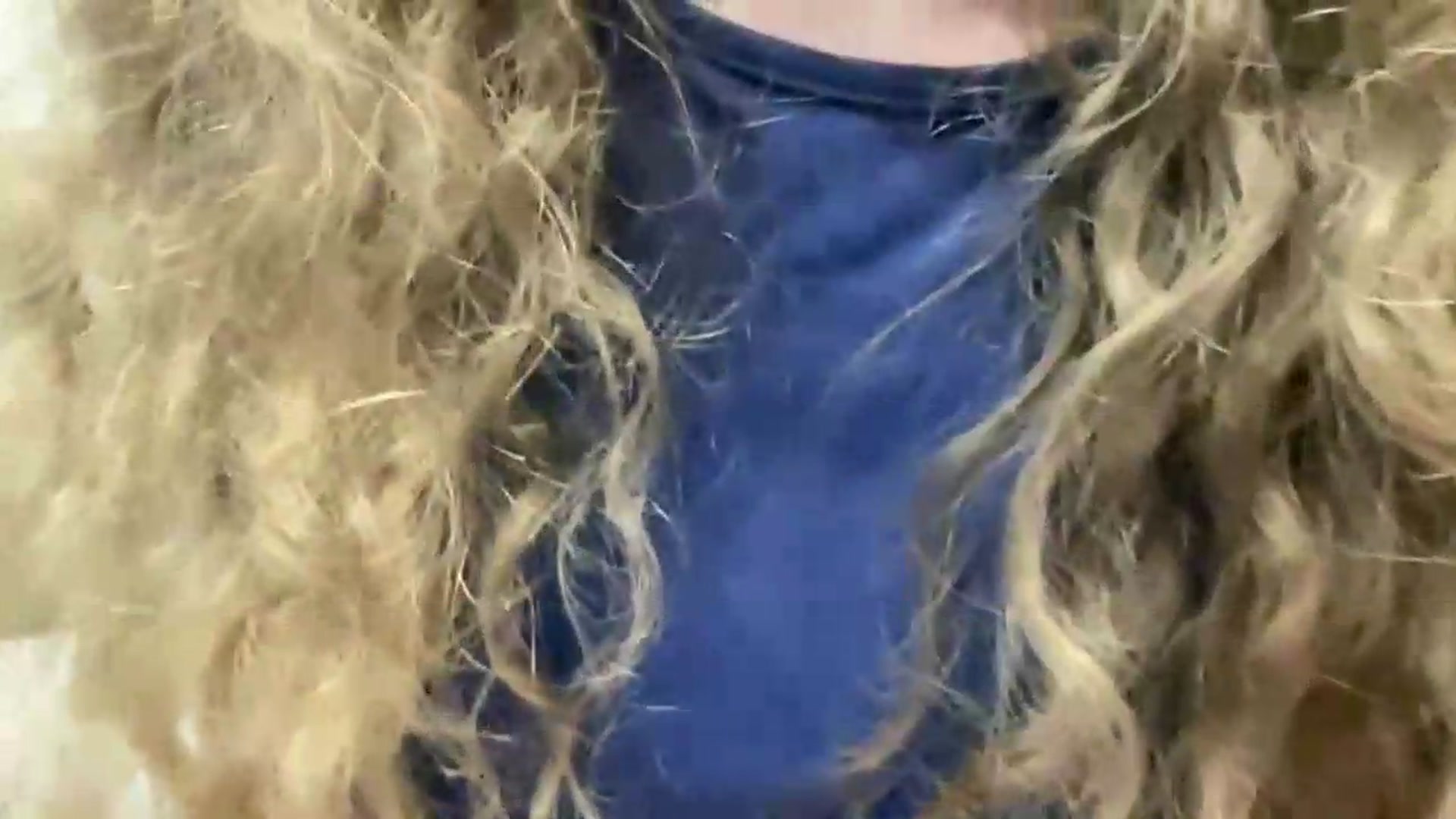 Gallery image thumbnail from BlueFlowerr's myfreecams stream on, 06/29/2026, 24:32 image 4 of 20