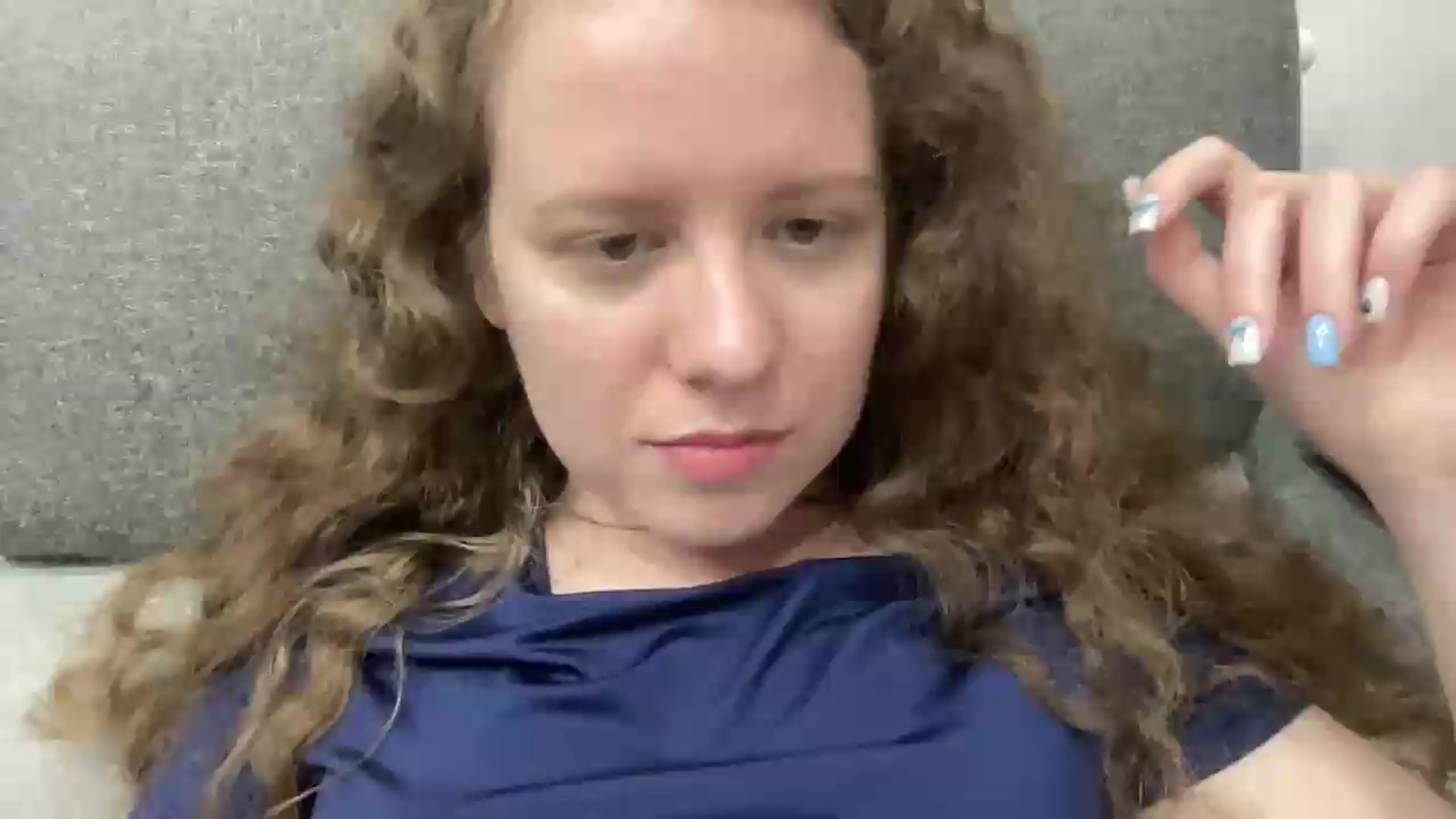 Gallery image thumbnail from BlueFlowerr's myfreecams stream on, 06/29/2026, 01:32 image 4 of 20