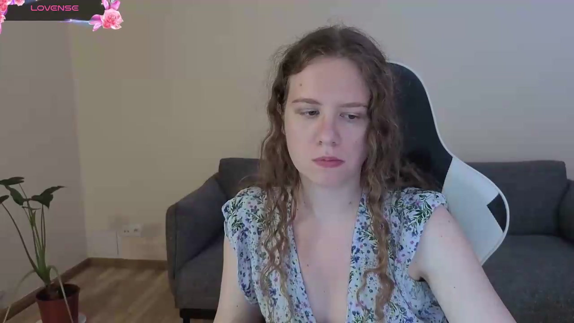 Gallery image thumbnail from BlueFlowerr's myfreecams stream on, 06/29/2026, 16:27 image 11 of 20